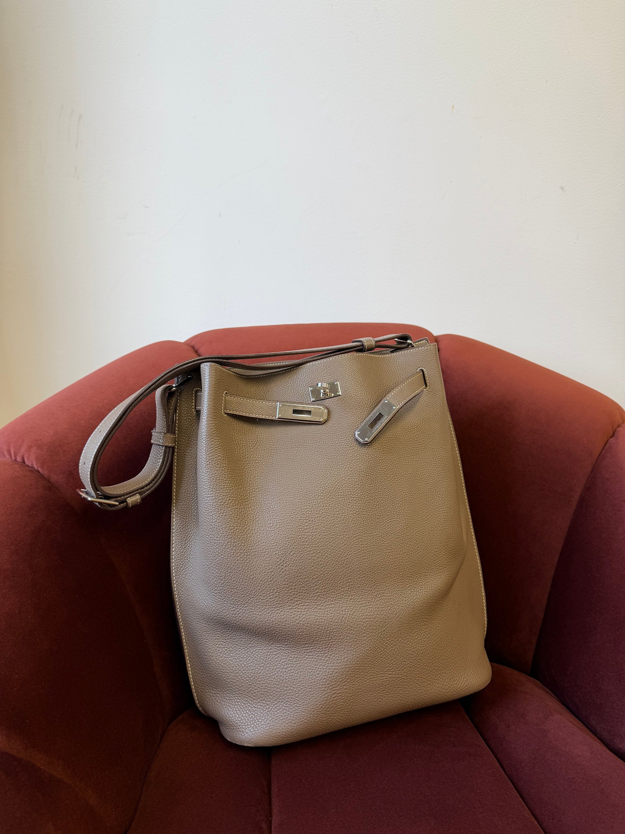 Hermès So Kelly 26 In Etoupe Togo (2008)