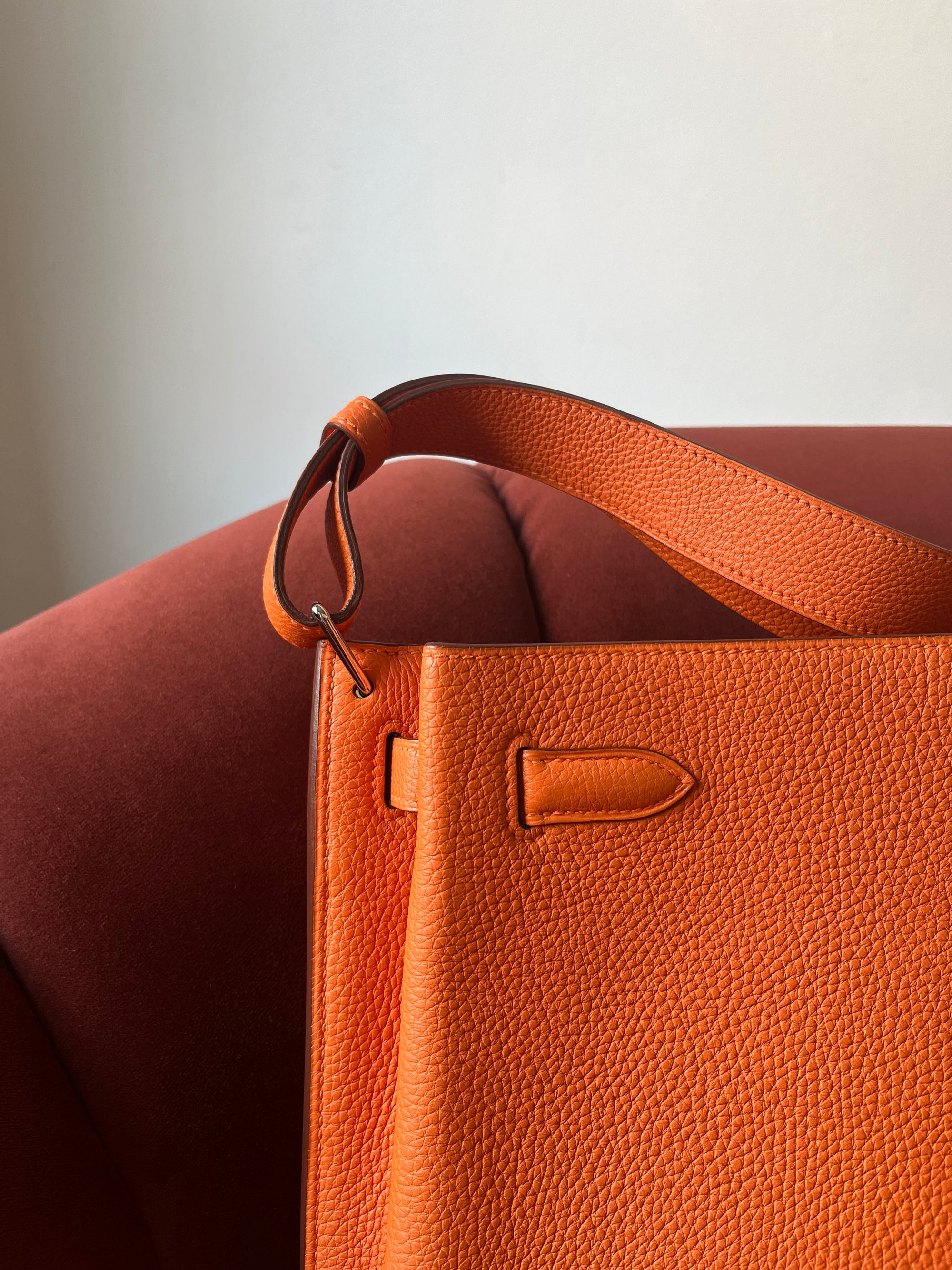 Hermès So Kelly 22 In Orange Togo (2008)