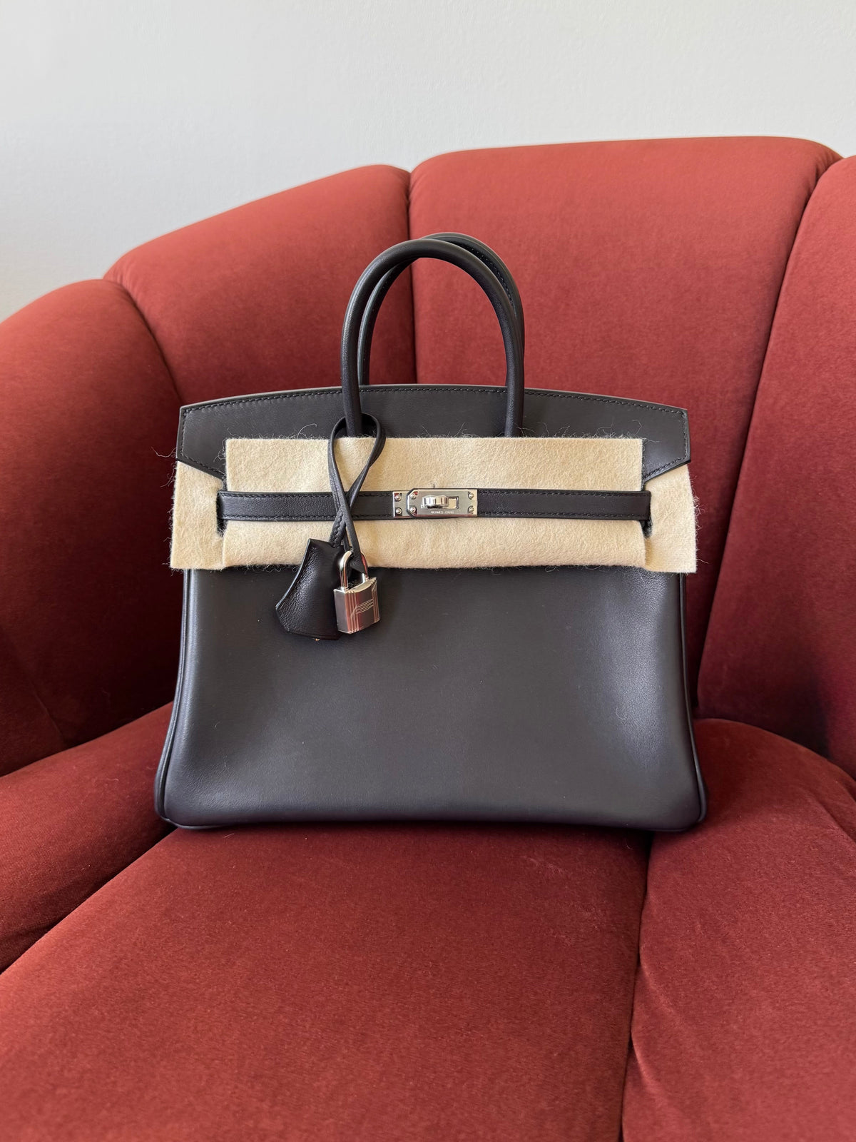 Hermès Birkin 25 In Black Volupto Leather (2025)