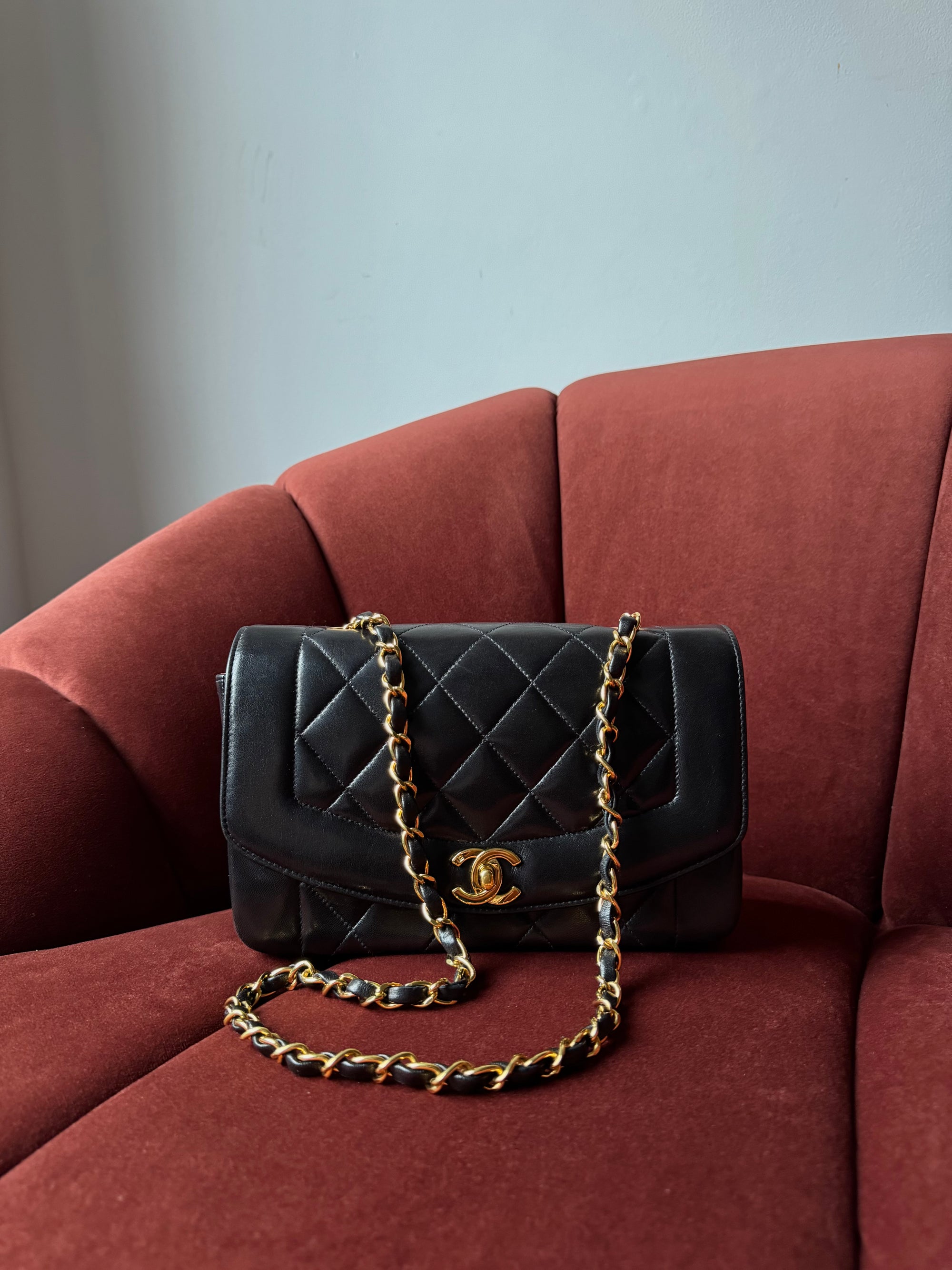 Chanel Small Vintage Diana In Black Lambskin (1994-1996)