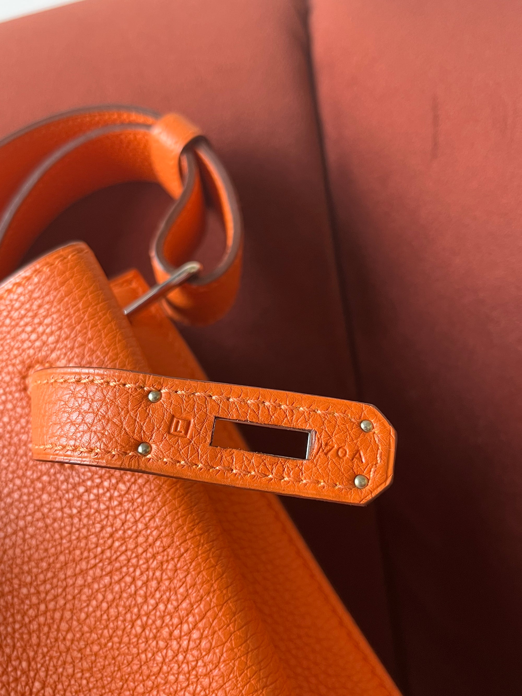 Hermès So Kelly 22 In Orange Togo (2008)