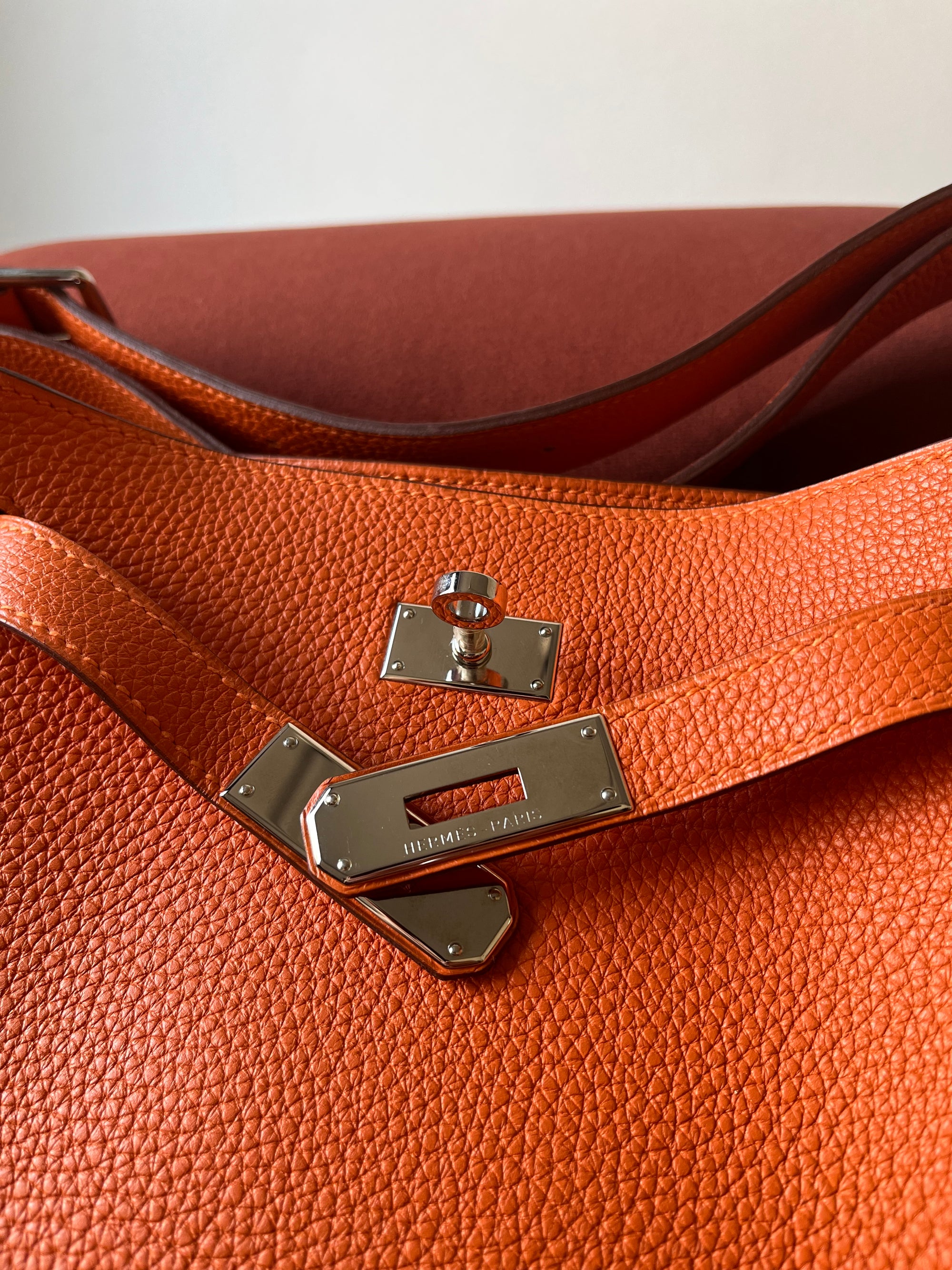 Hermès So Kelly 22 In Orange Togo (2008)