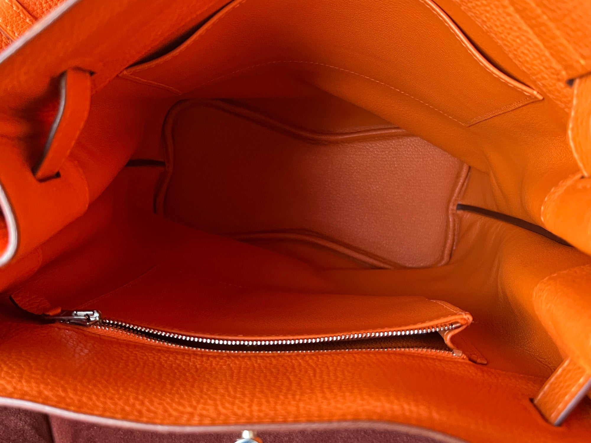 Hermès So Kelly 22 In Orange Togo (2008)