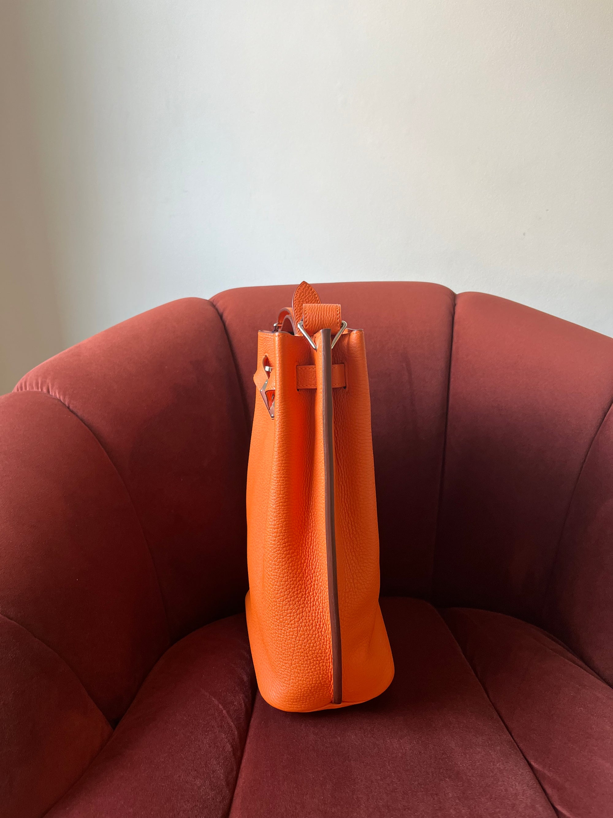 Hermès So Kelly 22 In Orange Togo (2008)