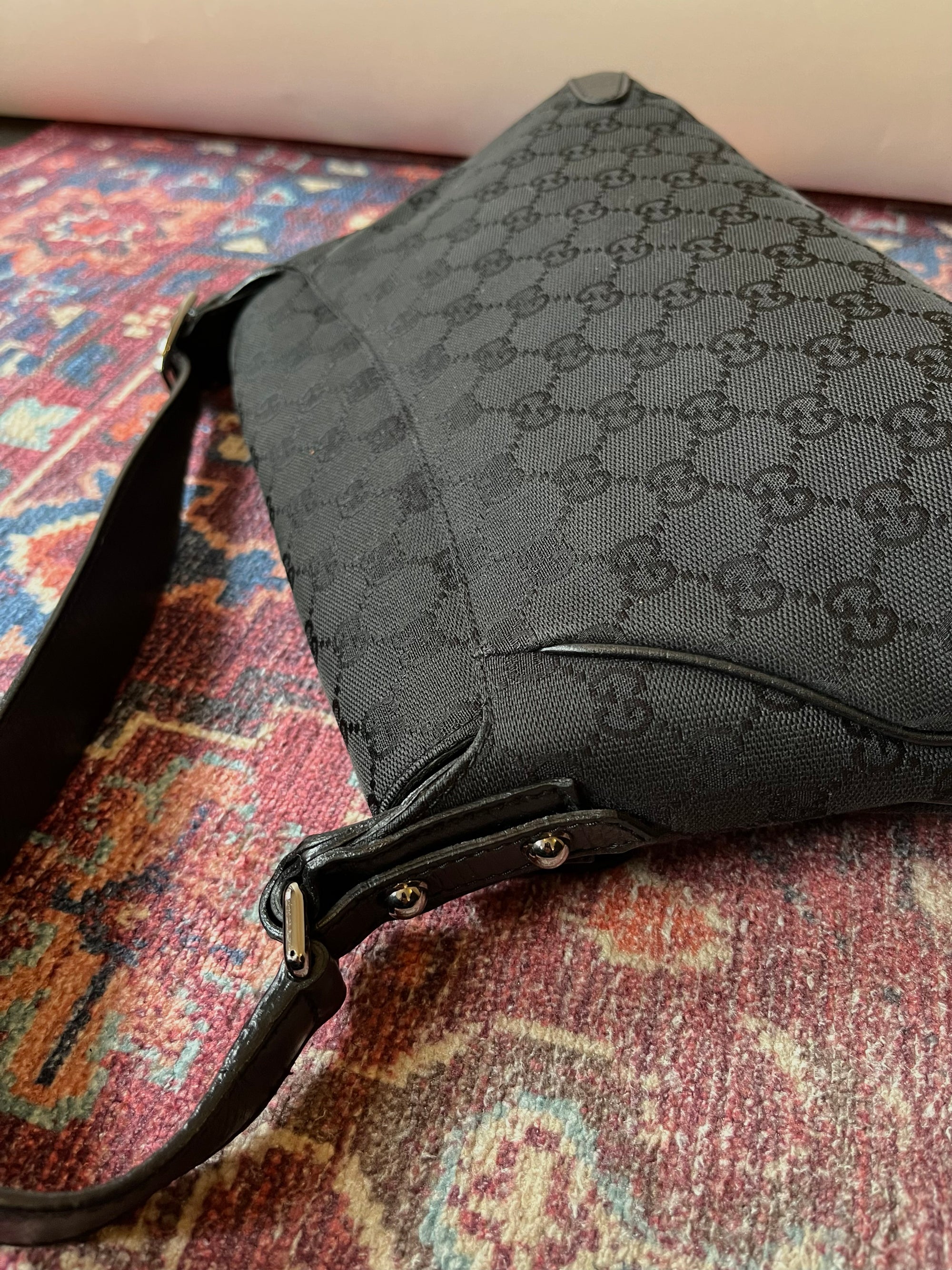 Gucci by Tom Ford Horse-bit Shoulder Bag (2003)