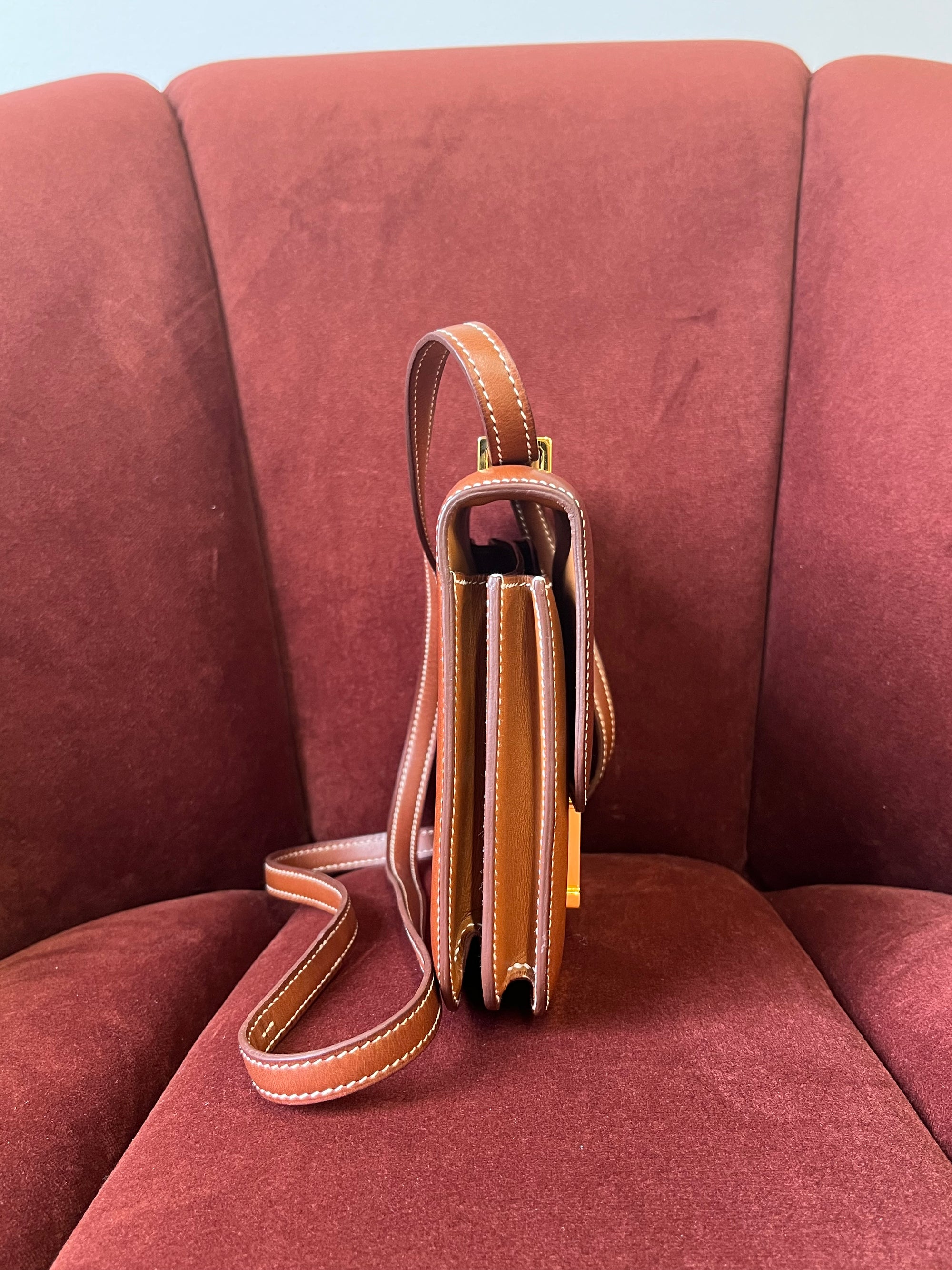 Hermès Constance 18 In Fauve Barenia (2019)