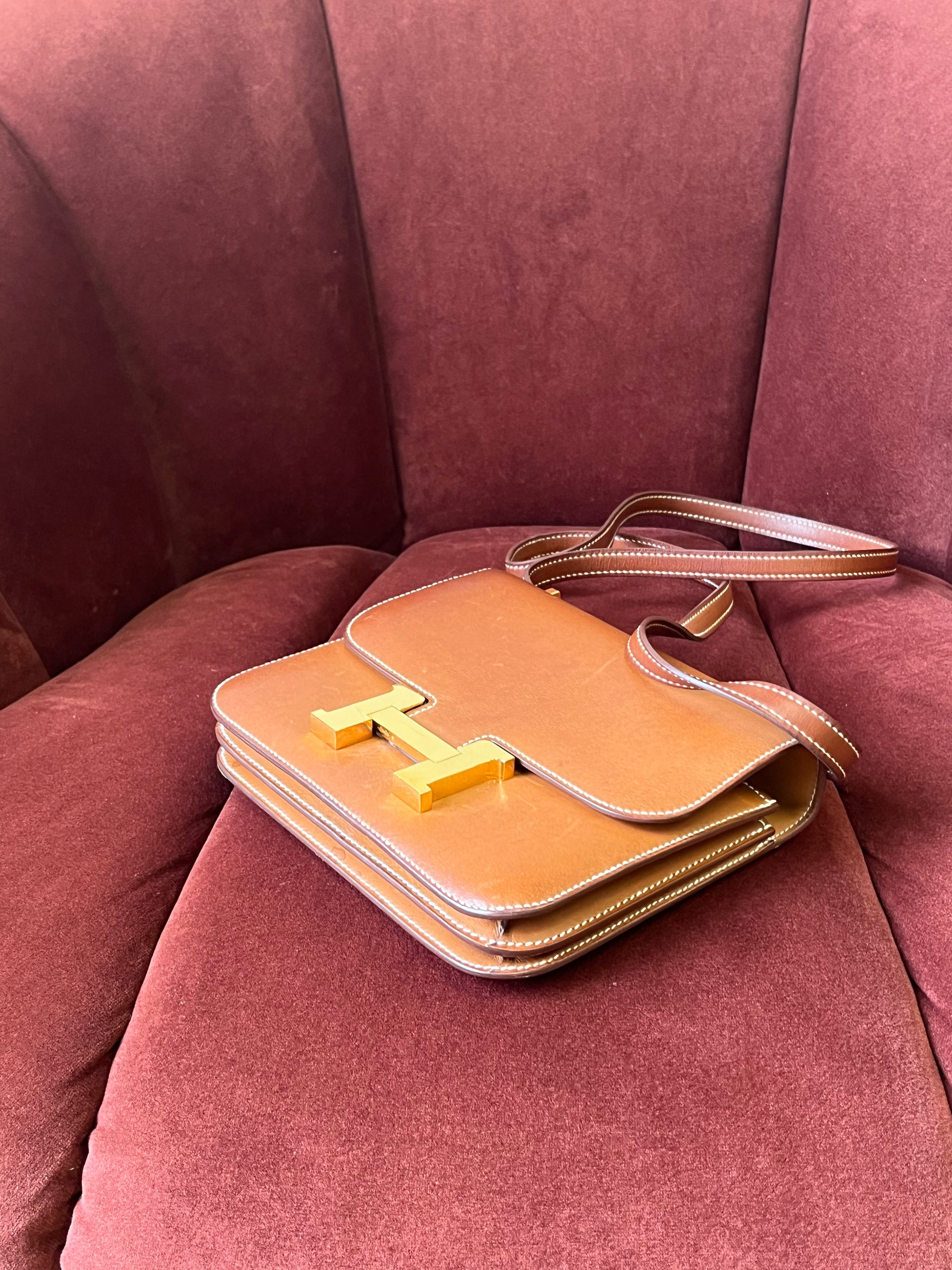 Hermès Constance 18 In Fauve Barenia (2019)