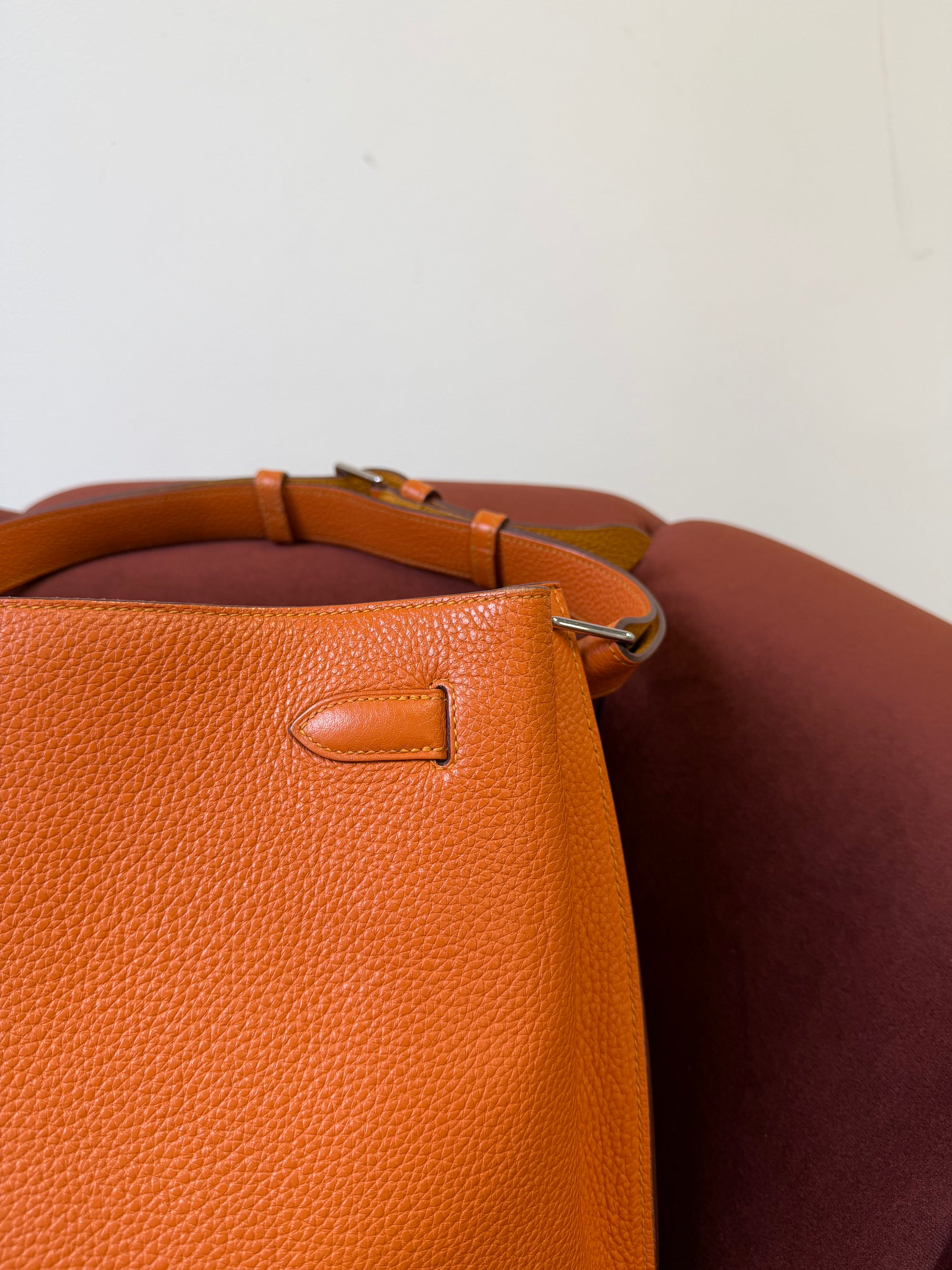 Hermès So Kelly 26 Verso In Orange/Yellow Togo (2012)
