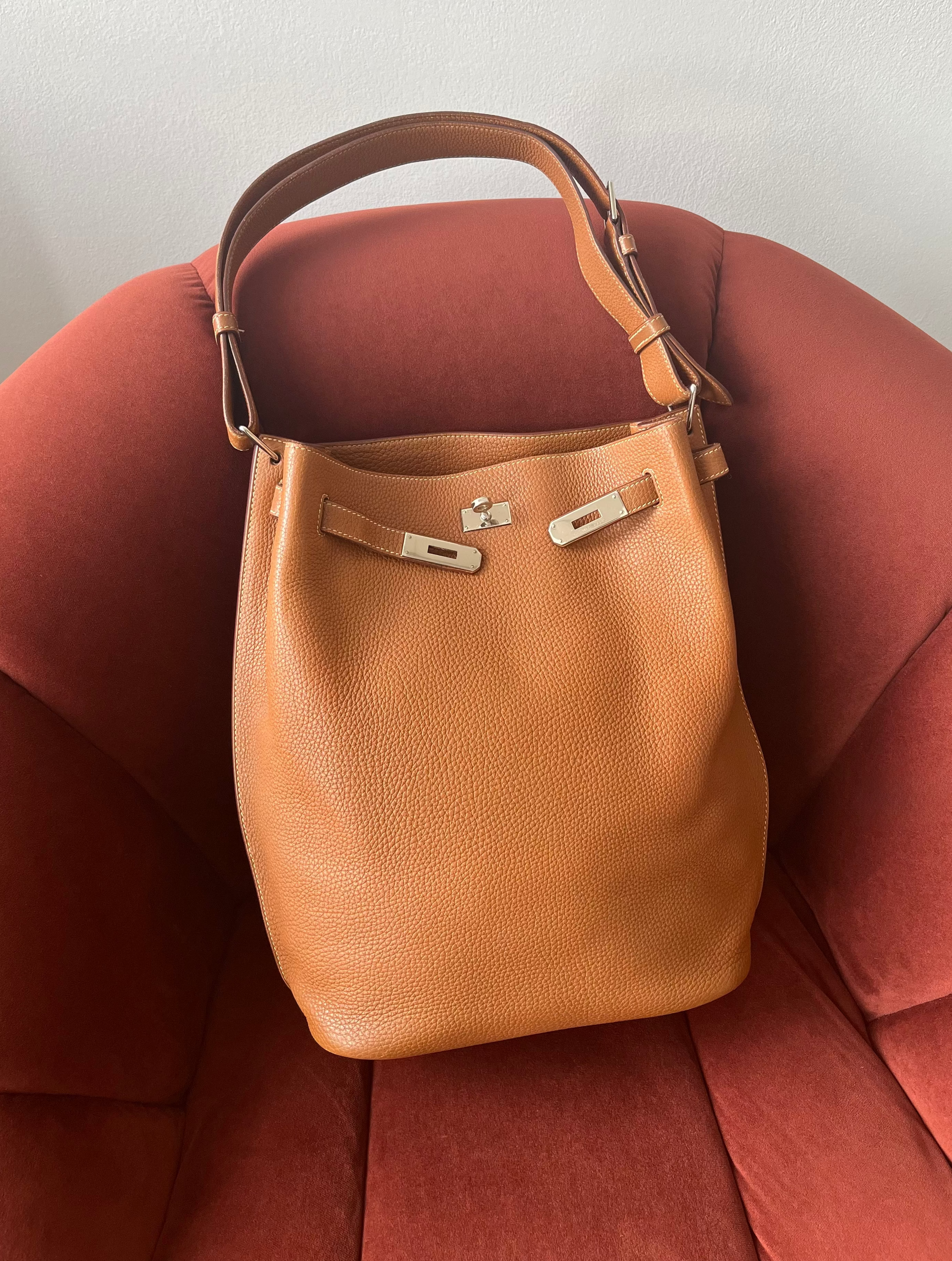 Hermès So Kelly 26 In Gold Togo (2009)