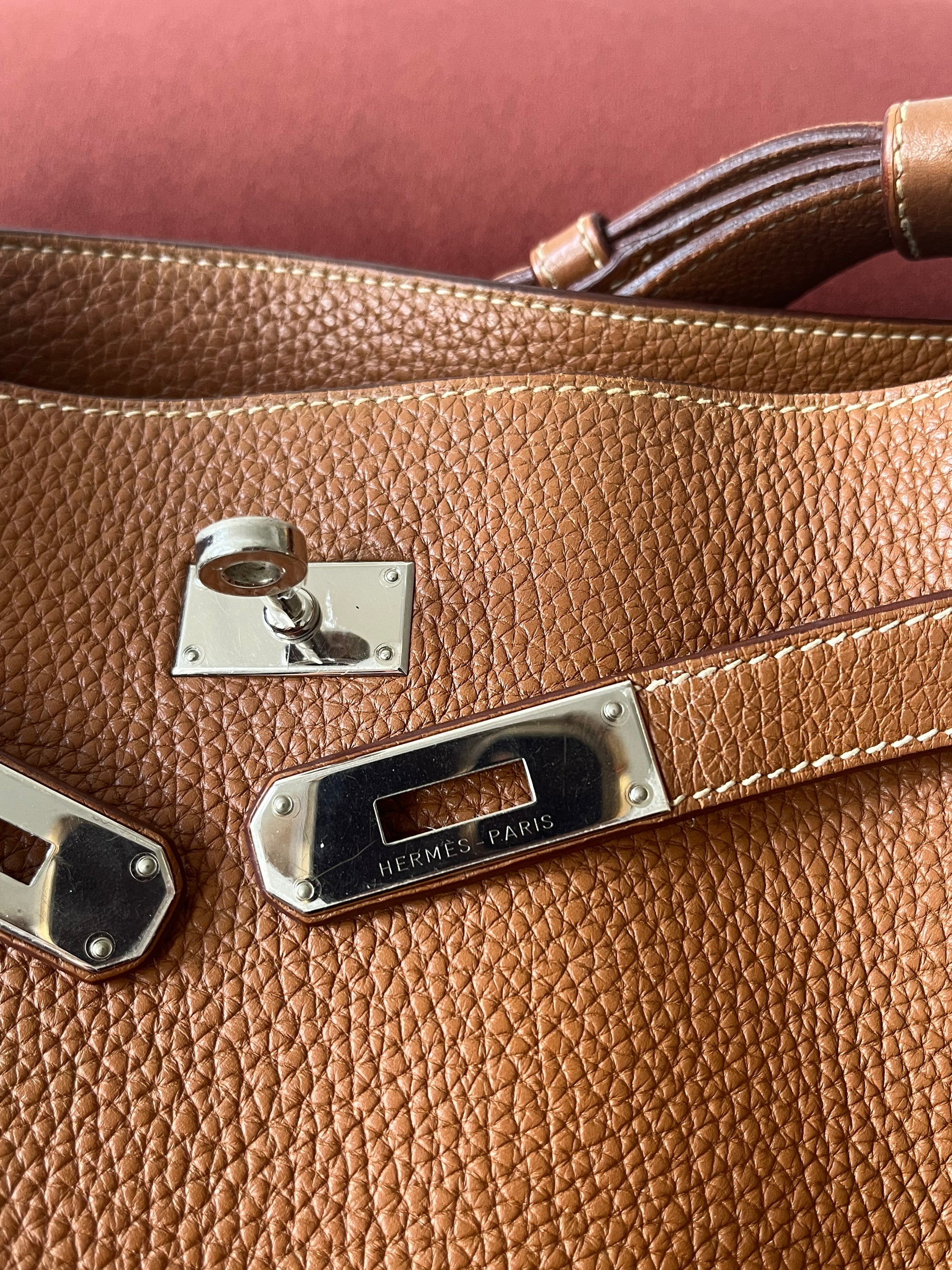 Hermès So Kelly 26 In Gold Togo (2009)