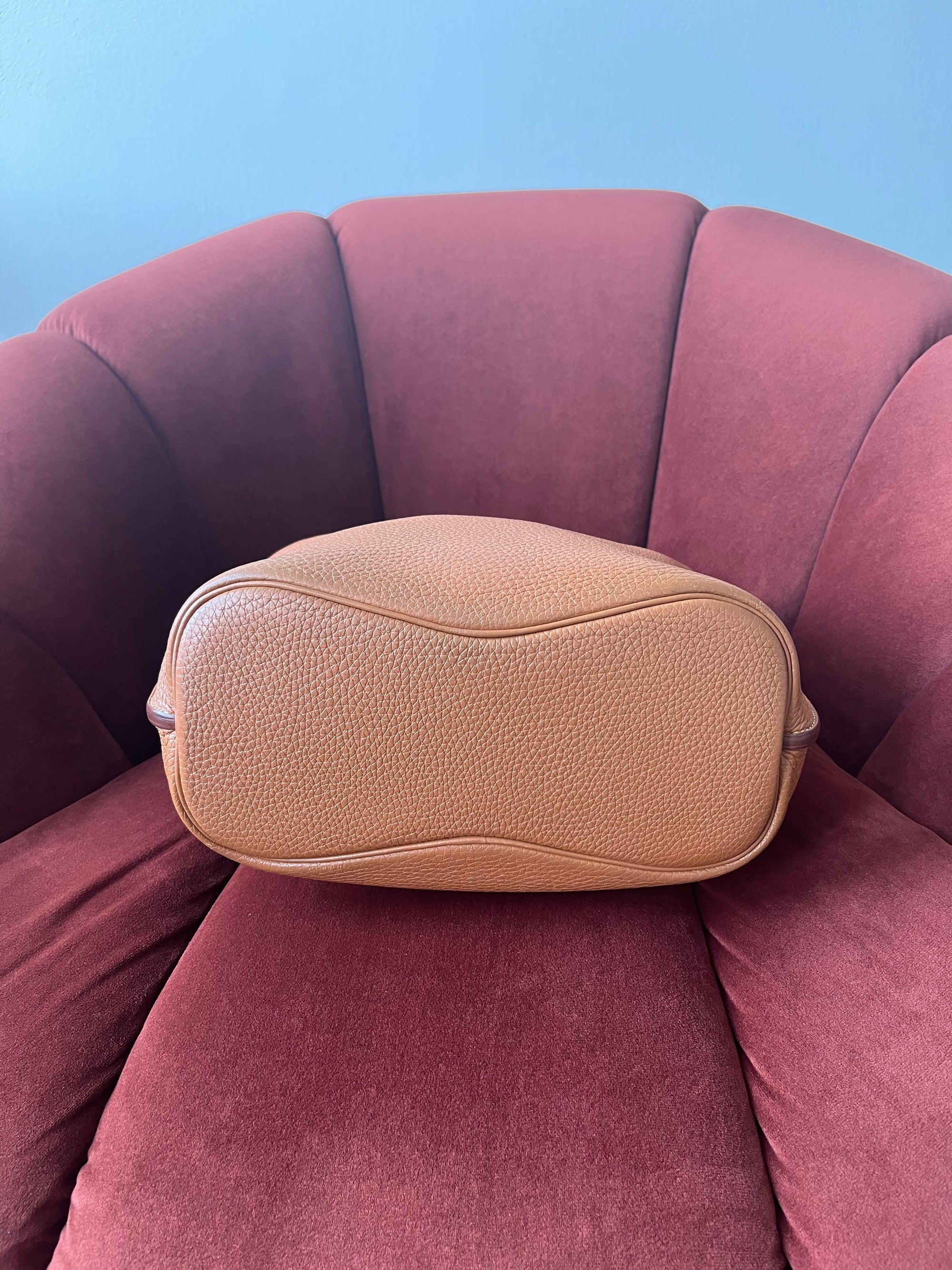 Hermès So Kelly 26 In Gold Togo (2009)