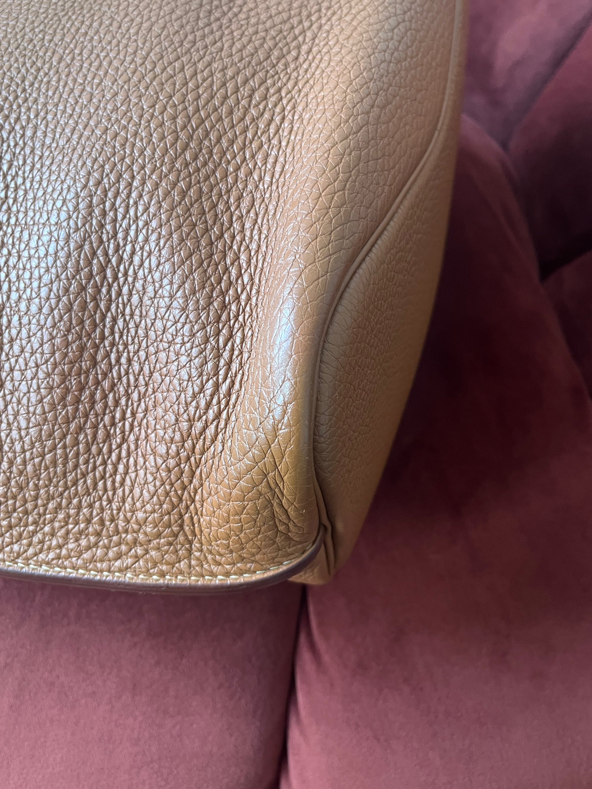 Hermès So Kelly 26 In Gold Togo (2009)