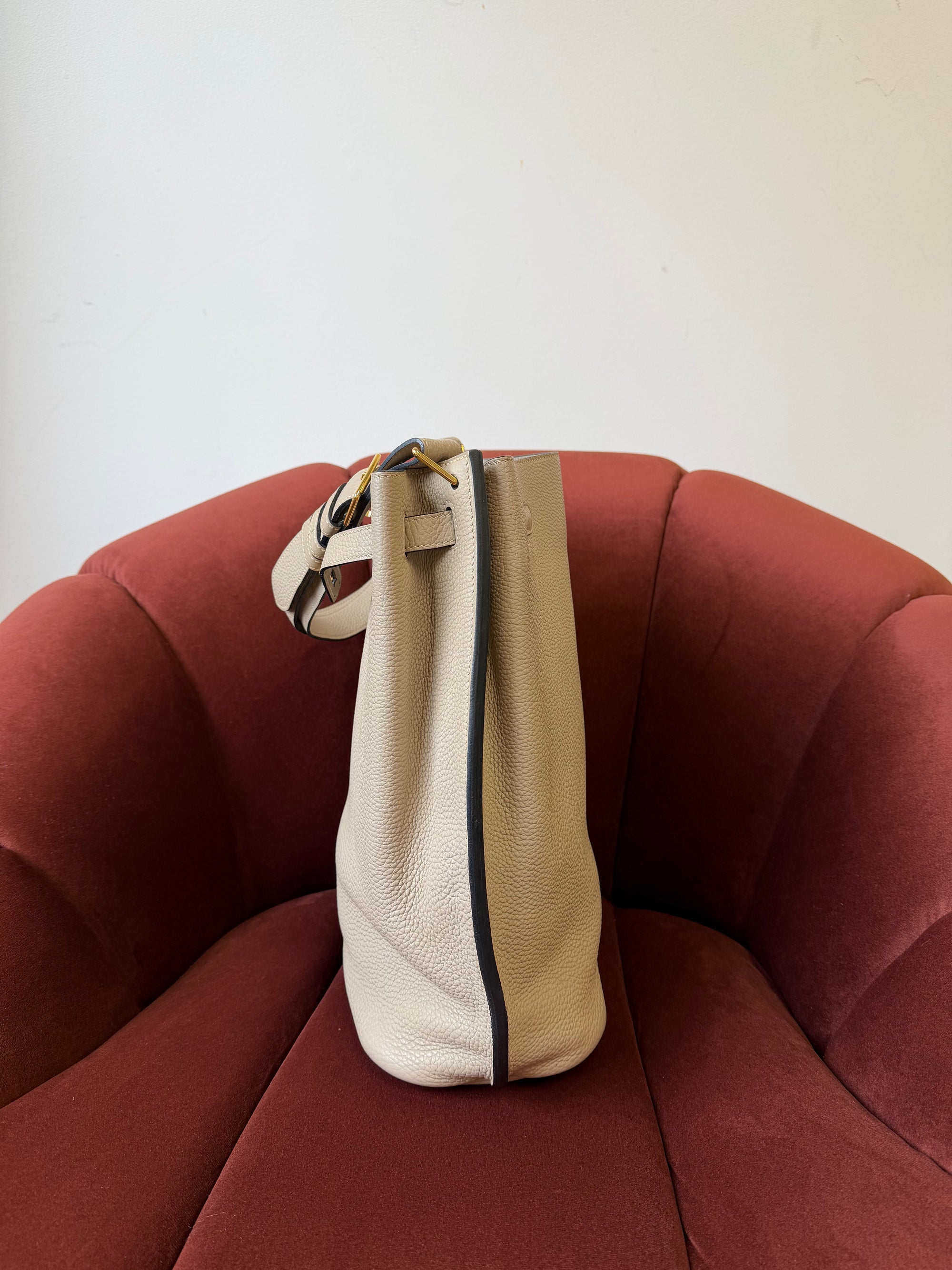 Hermès So Kelly 26 In Gris Tourterelle Togo (2008)