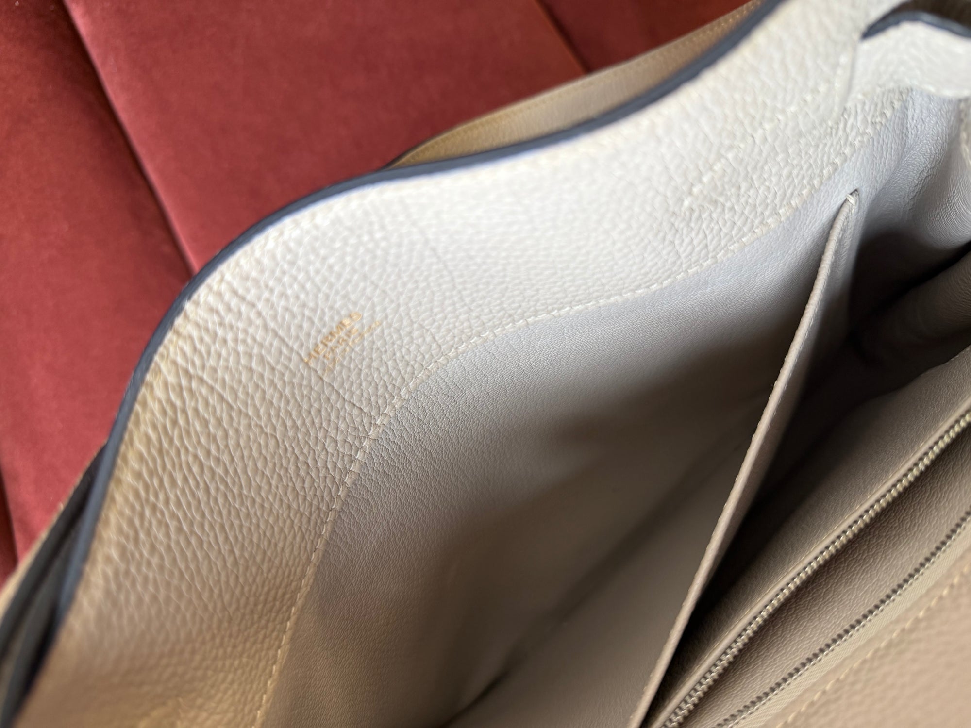 Hermès So Kelly 26 In Gris Tourterelle Togo (2008)