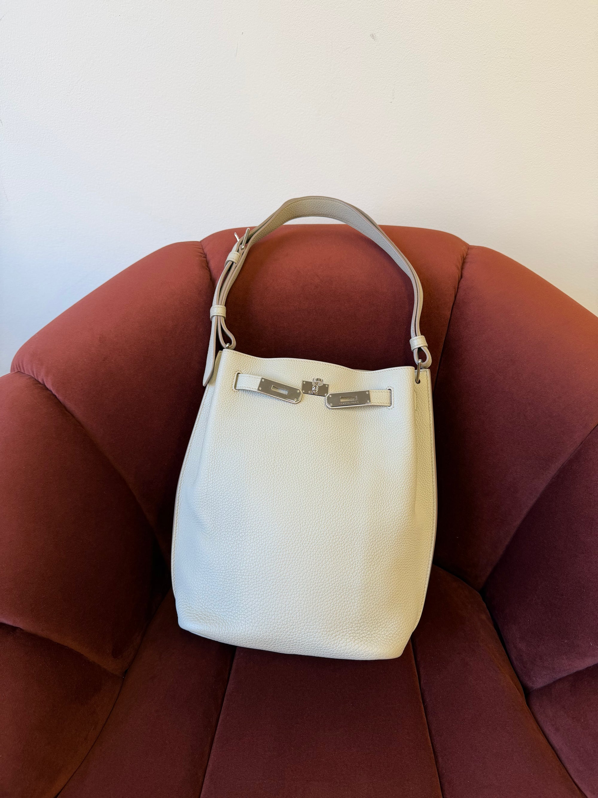 Hermès So Kelly 22 In Gris Pearl Togo (2014)