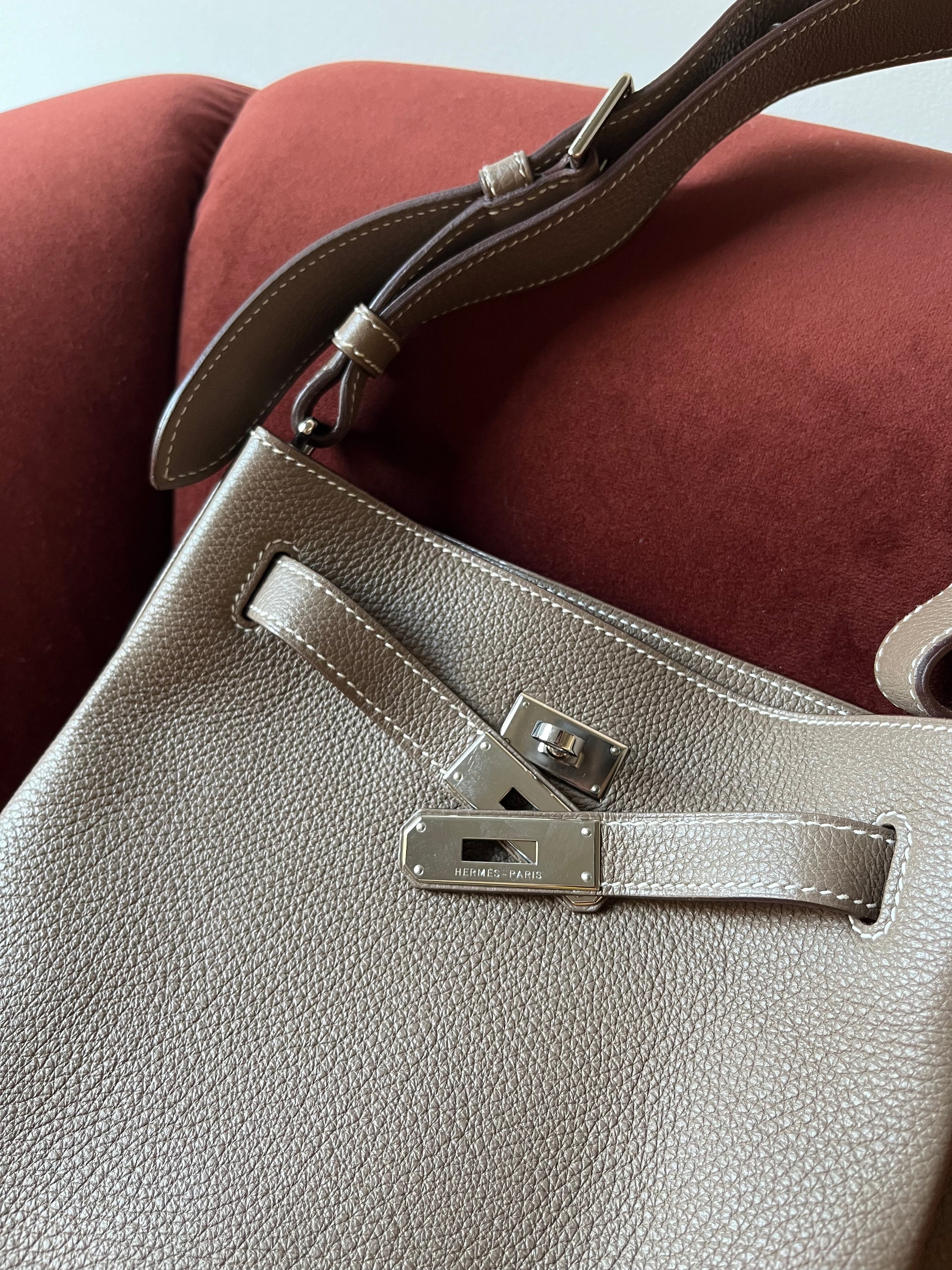 Hermès So Kelly 22 In Etoupe Togo (2009)
