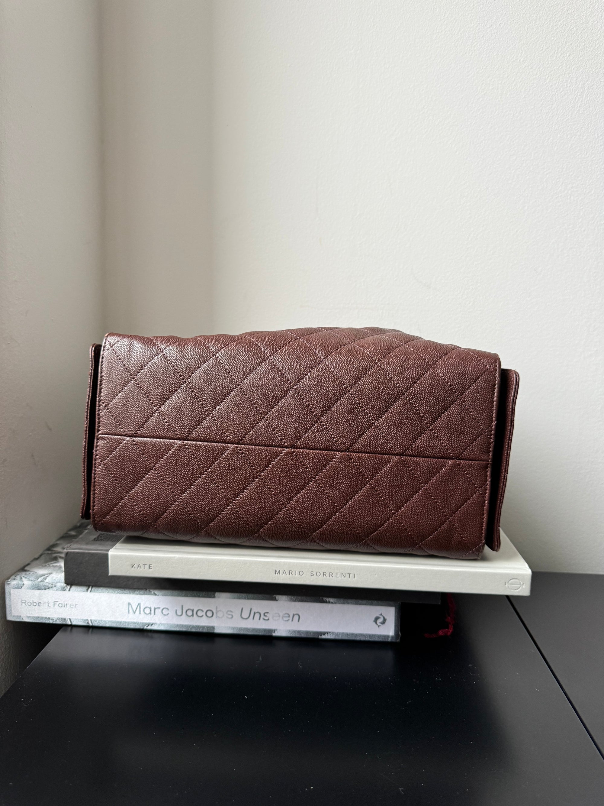 Chanel Medium 25 Hobo In Brown Caviar (2025)