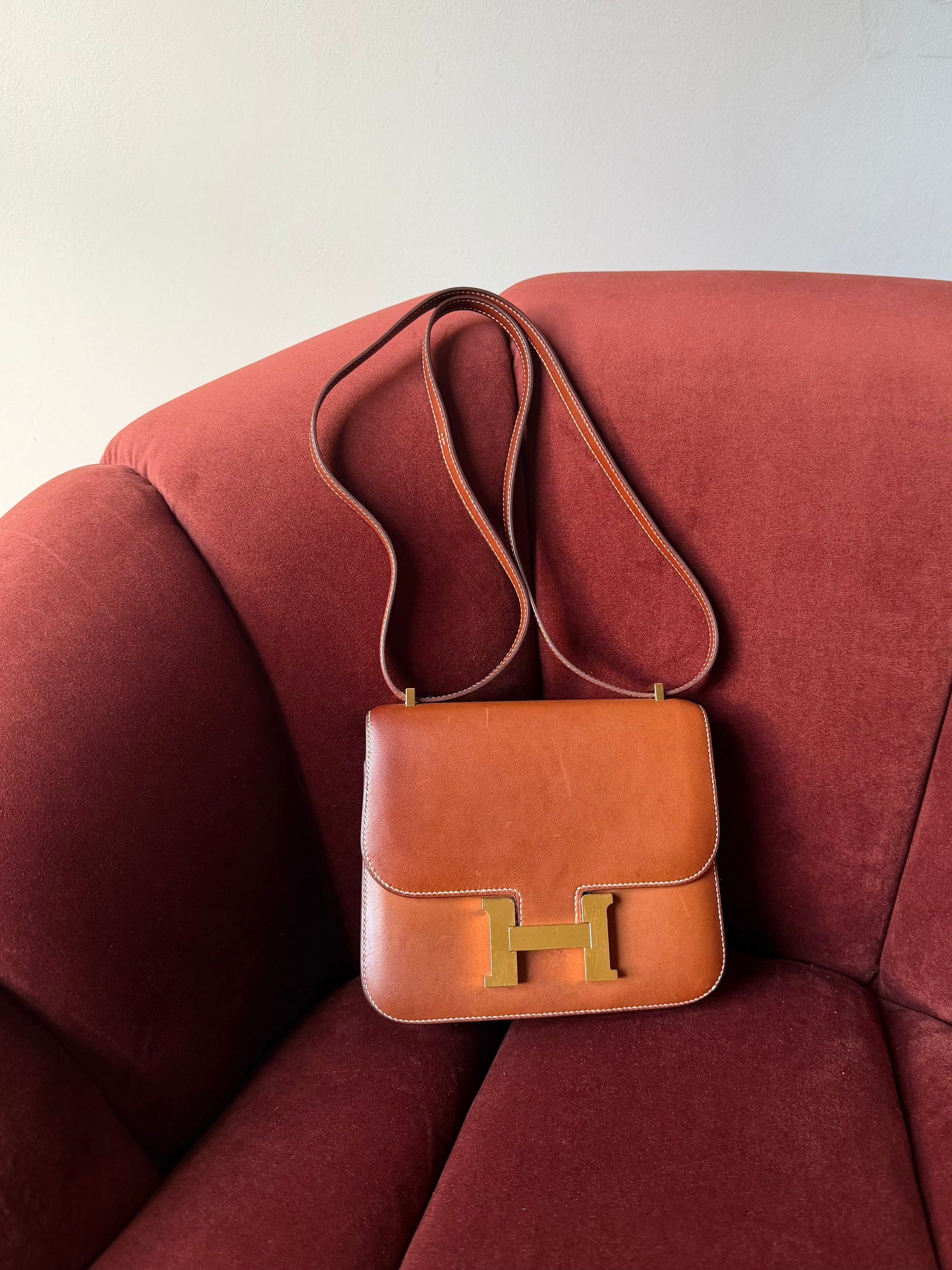 Hermès Constance 18 In Fauve Barenia (2019)