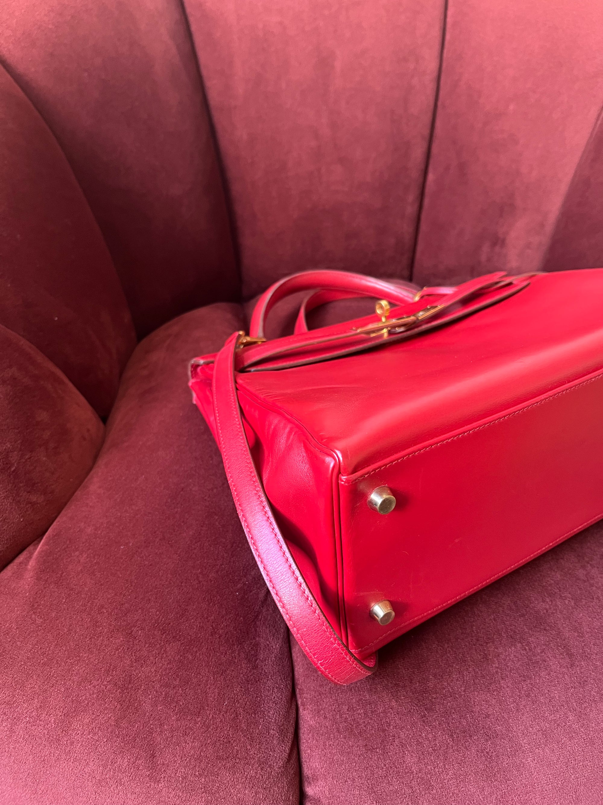 Hermès Kelly 32 in Rouge Vif Box Calf (1994)