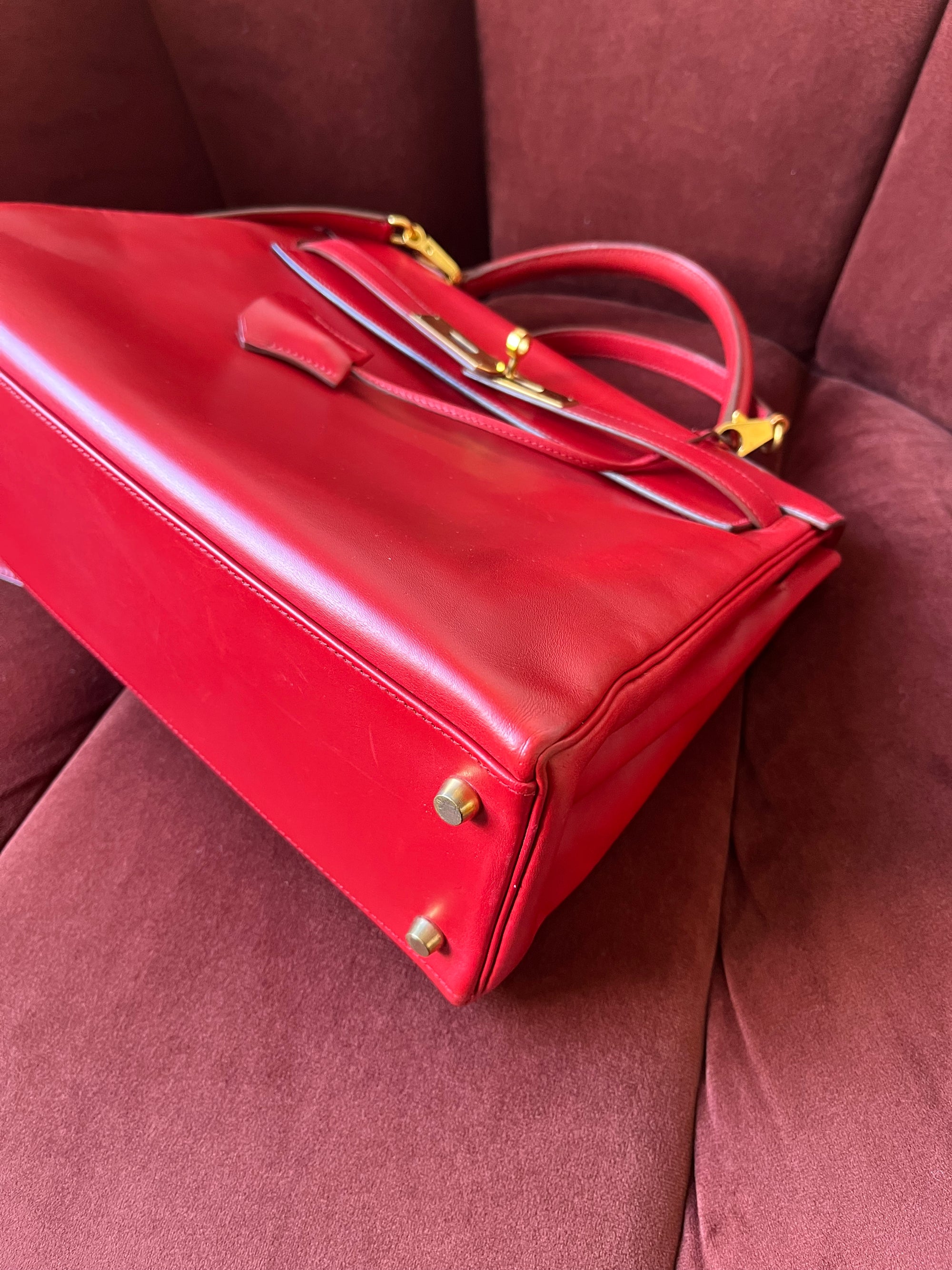 Hermès Kelly 32 in Rouge Vif Box Calf (1994)