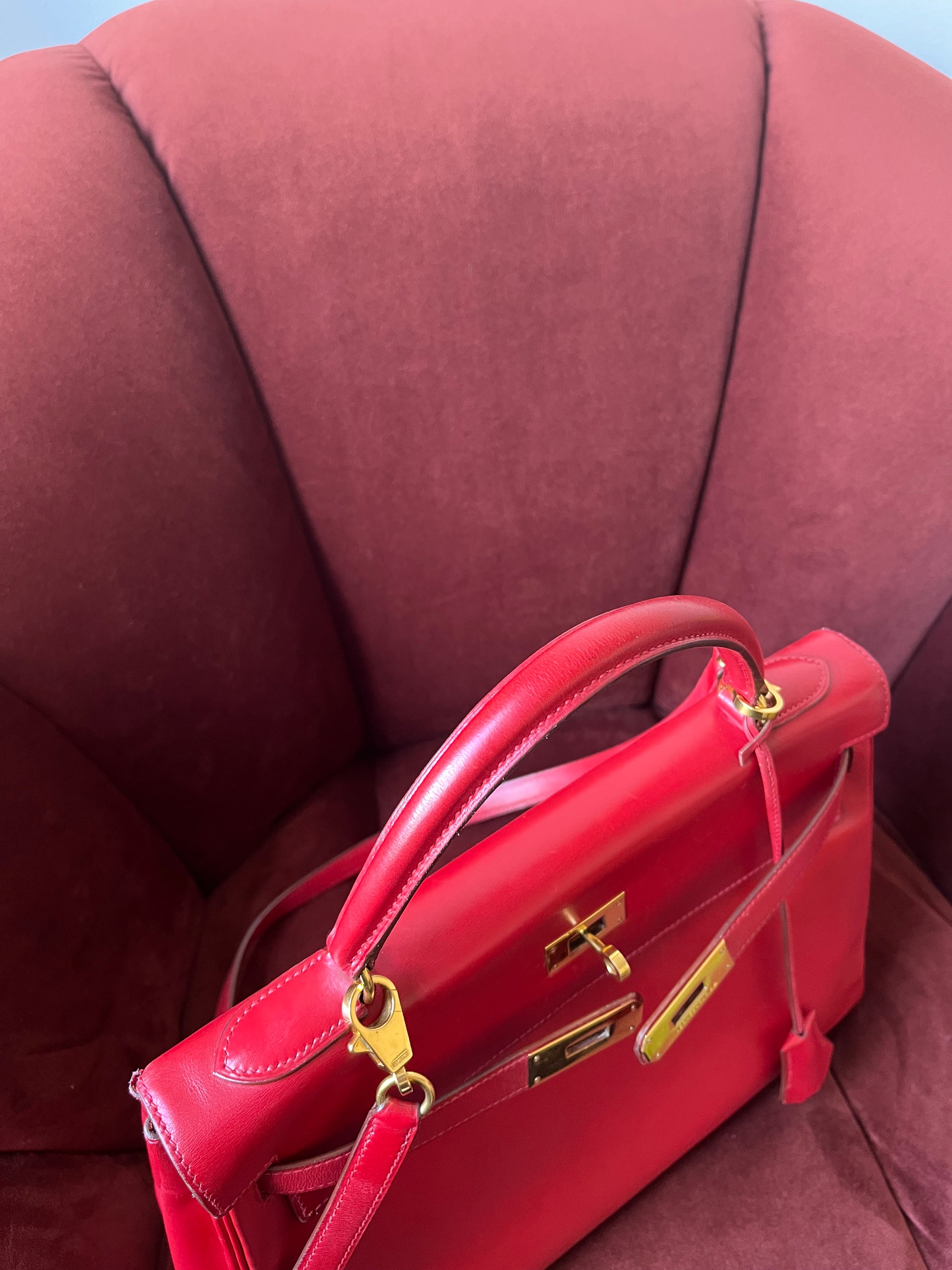 Hermès Kelly 32 in Rouge Vif Box Calf (1994)