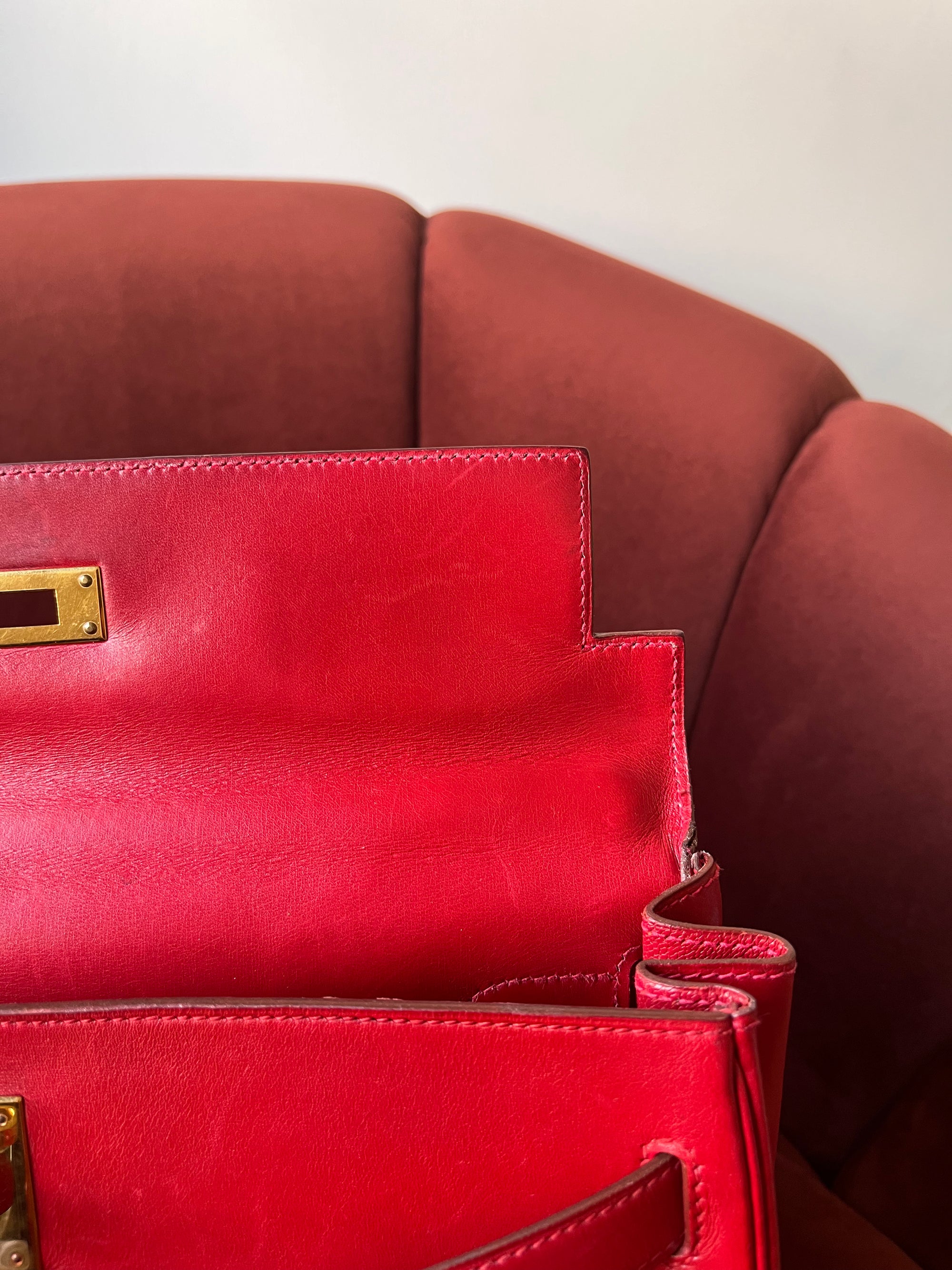 Hermès Kelly 32 in Rouge Vif Box Calf (1994)