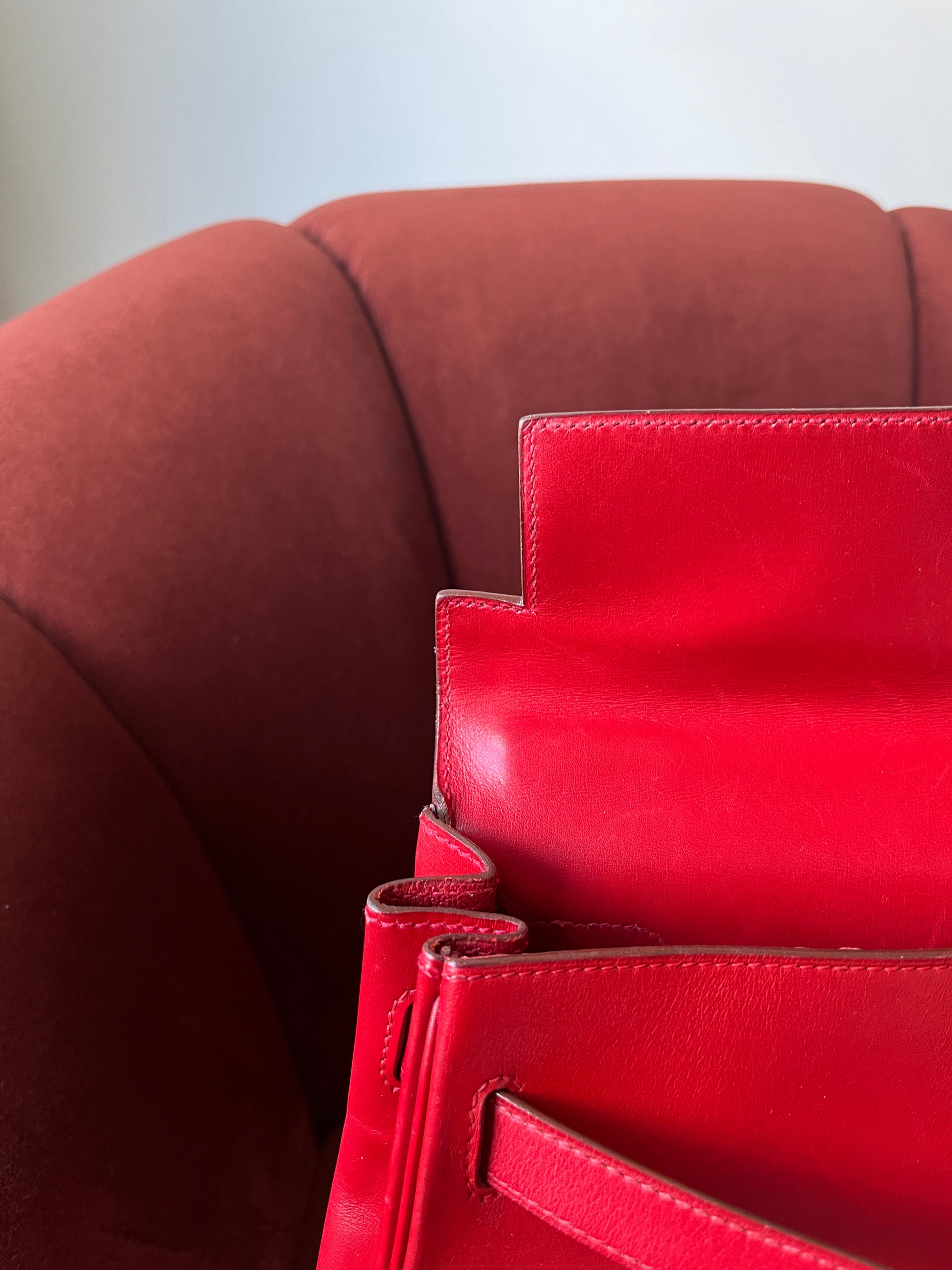 Hermès Kelly 32 in Rouge Vif Box Calf (1994)