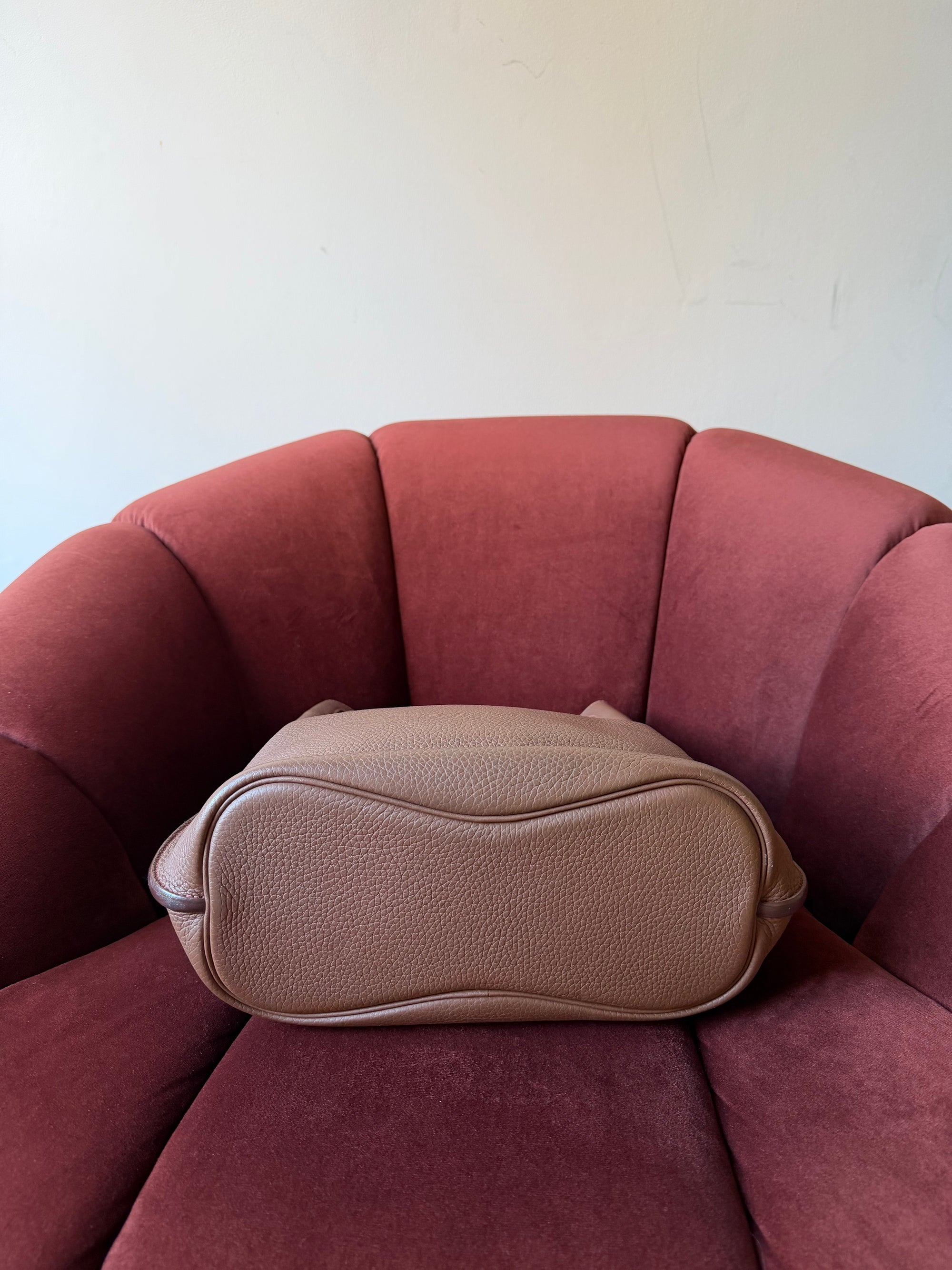 Hermès So Kelly 26 Verso In Alezan / Rouge H Togo (2011)