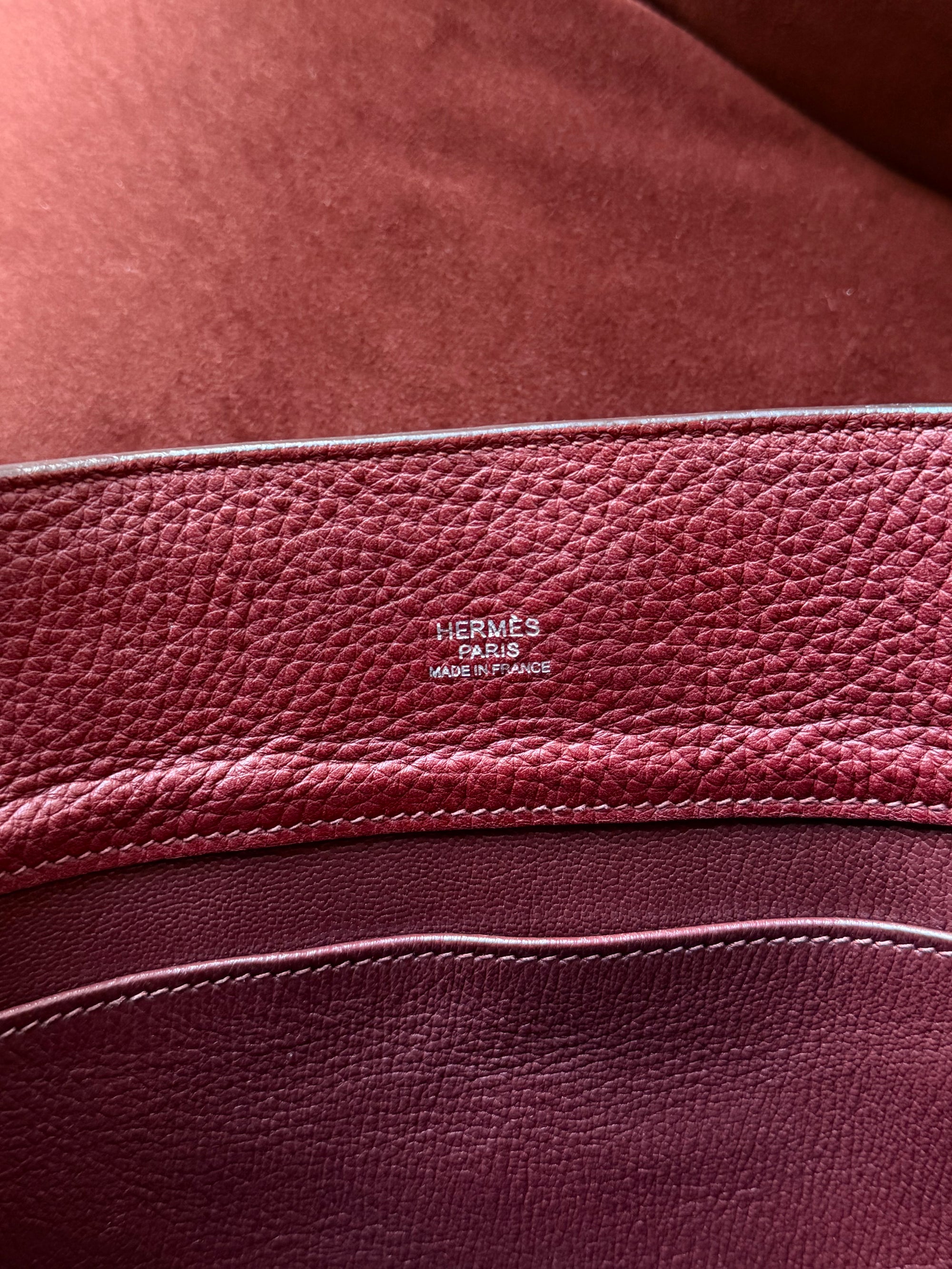Hermès So Kelly 26 Verso In Alezan / Rouge H Togo (2011)