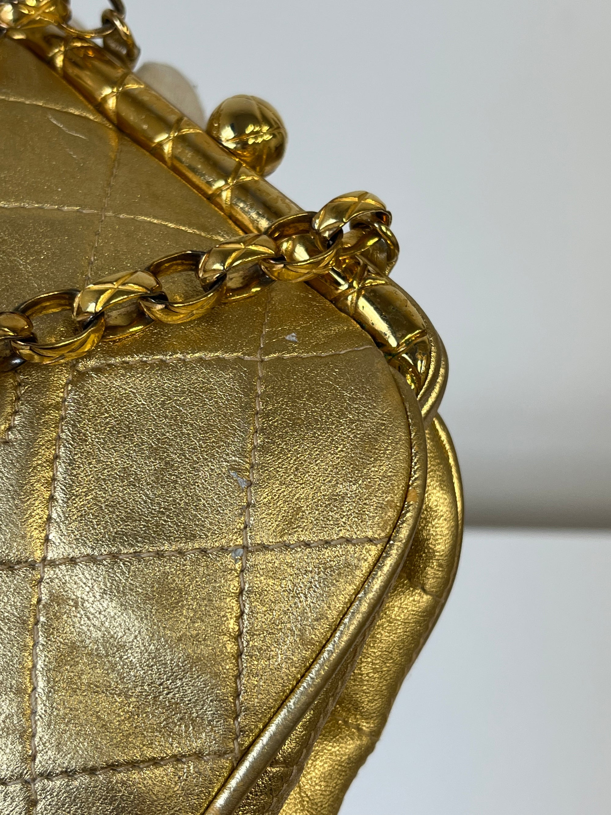 Chanel Vintage CC Metallic Gold Kiss Lock With Bijoux Chain (1989-1991)