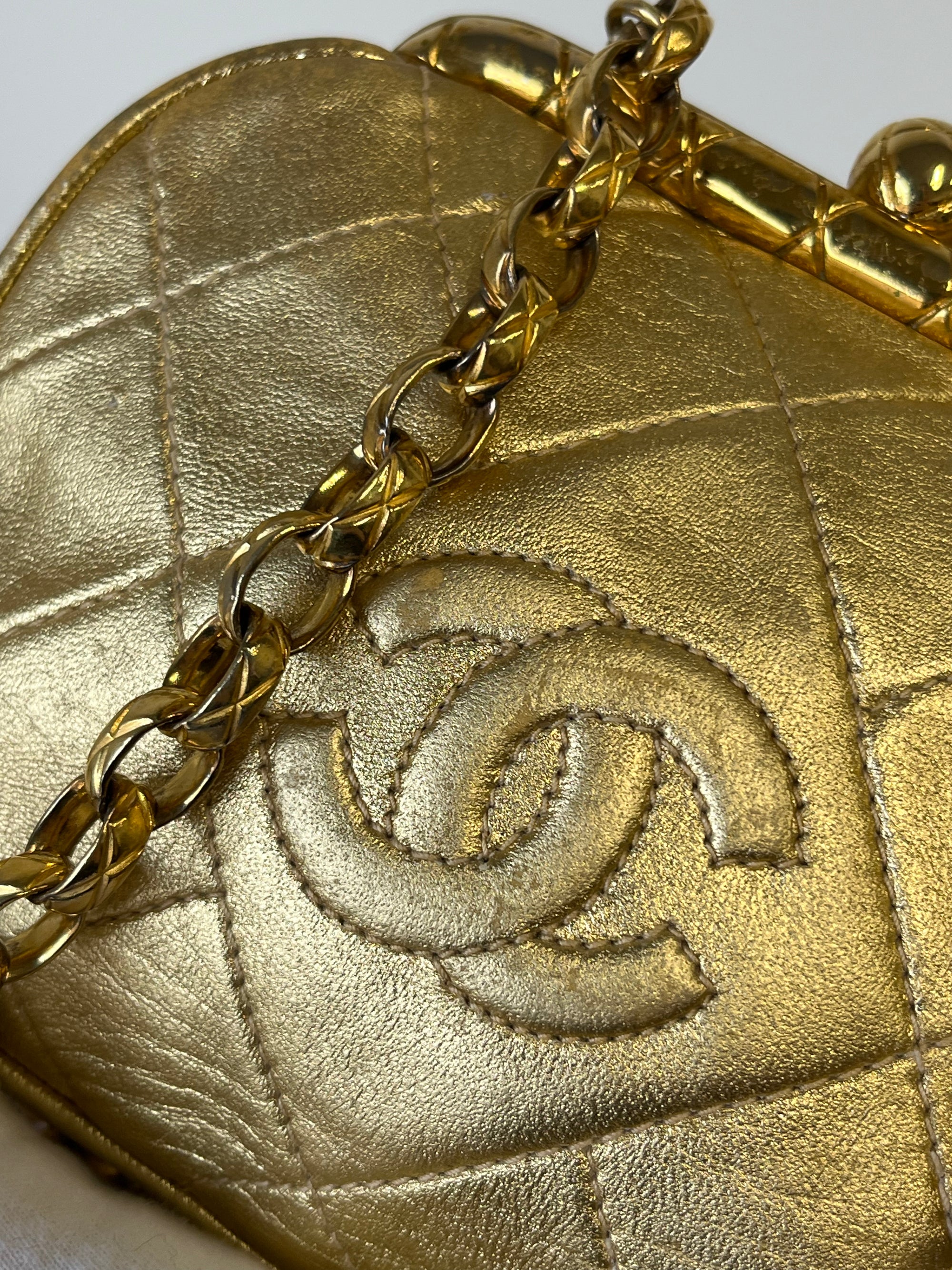 Chanel Vintage CC Metallic Gold Kiss Lock With Bijoux Chain (1989-1991)