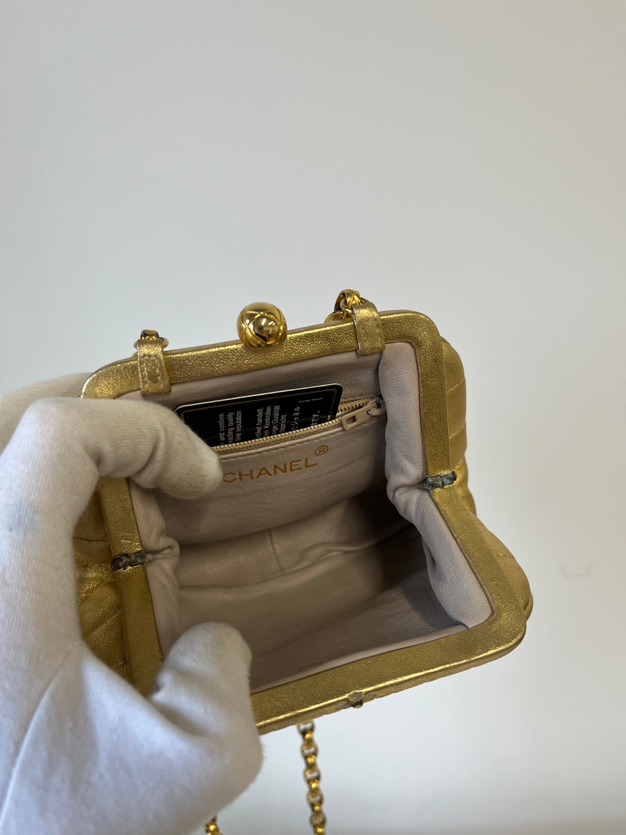 Chanel Vintage CC Metallic Gold Kiss Lock With Bijoux Chain (1989-1991)