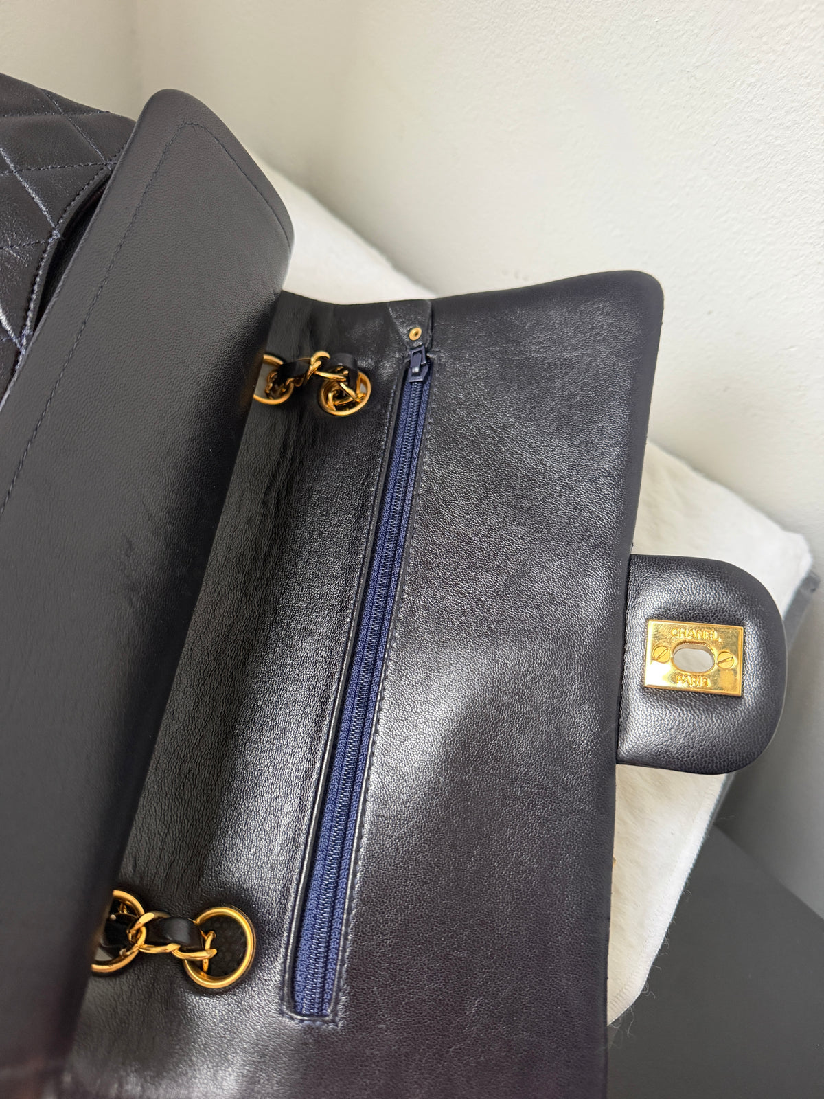 Chanel Vintage Medium Classic Double Flap In Navy Lambskin (1994-1996)