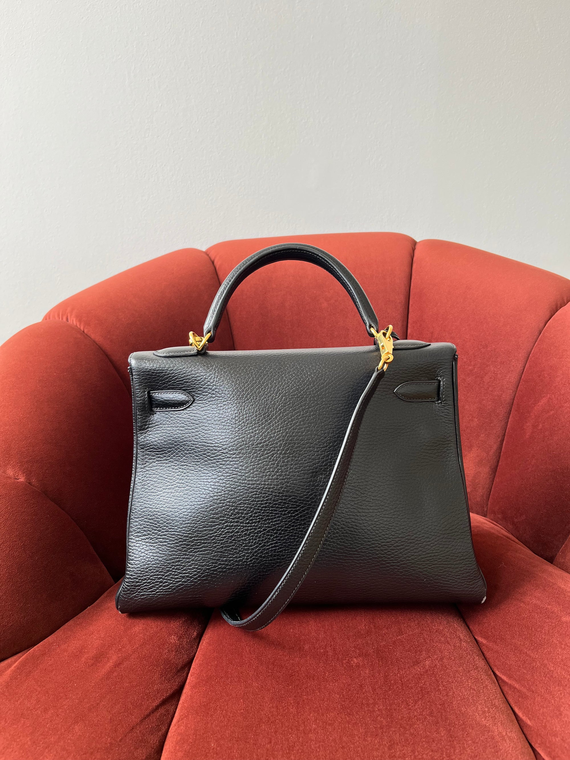 Hermès Kelly 32 In Black Ardennes (2001)