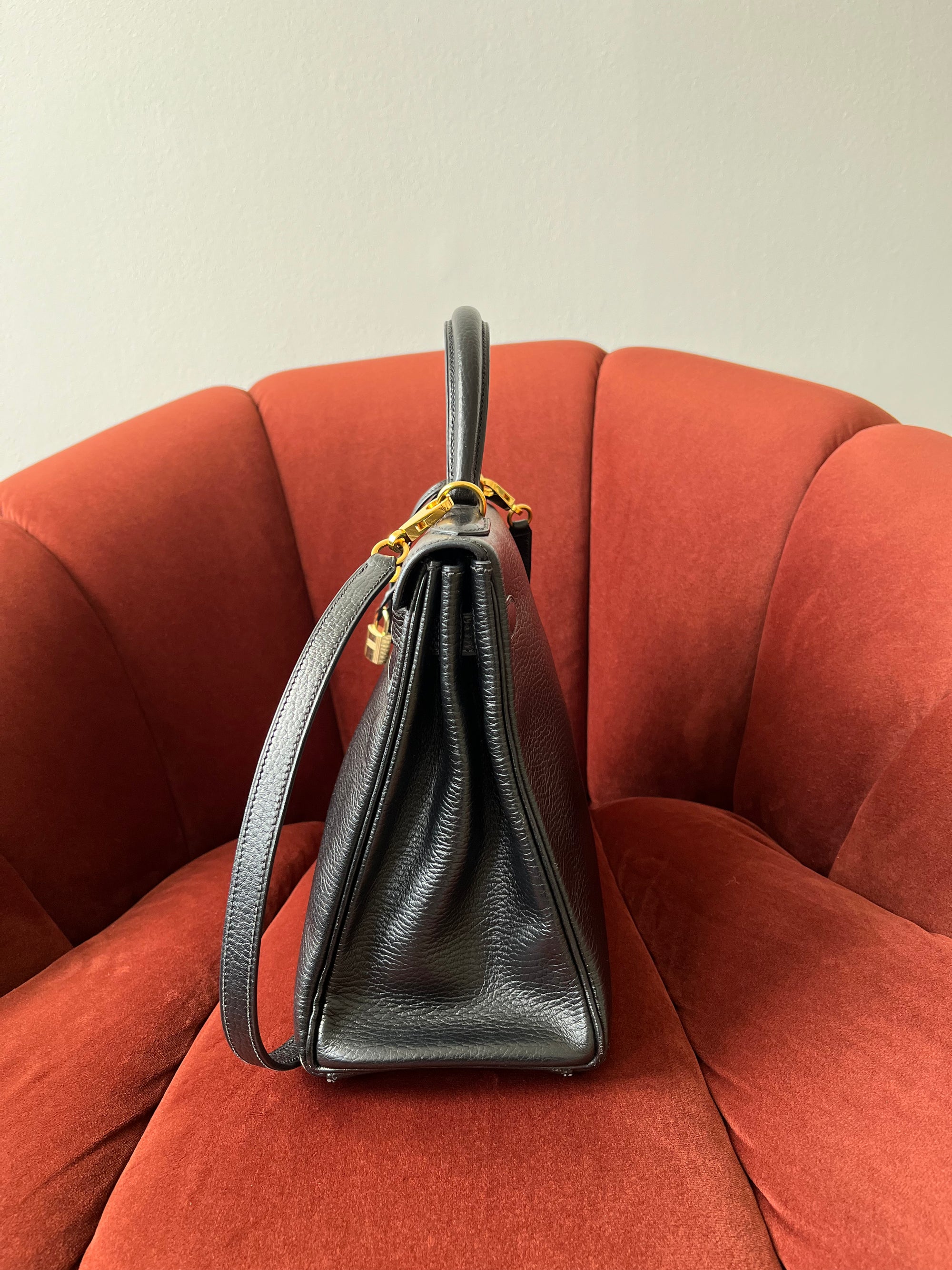 Hermès Kelly 32 In Black Ardennes (2001)