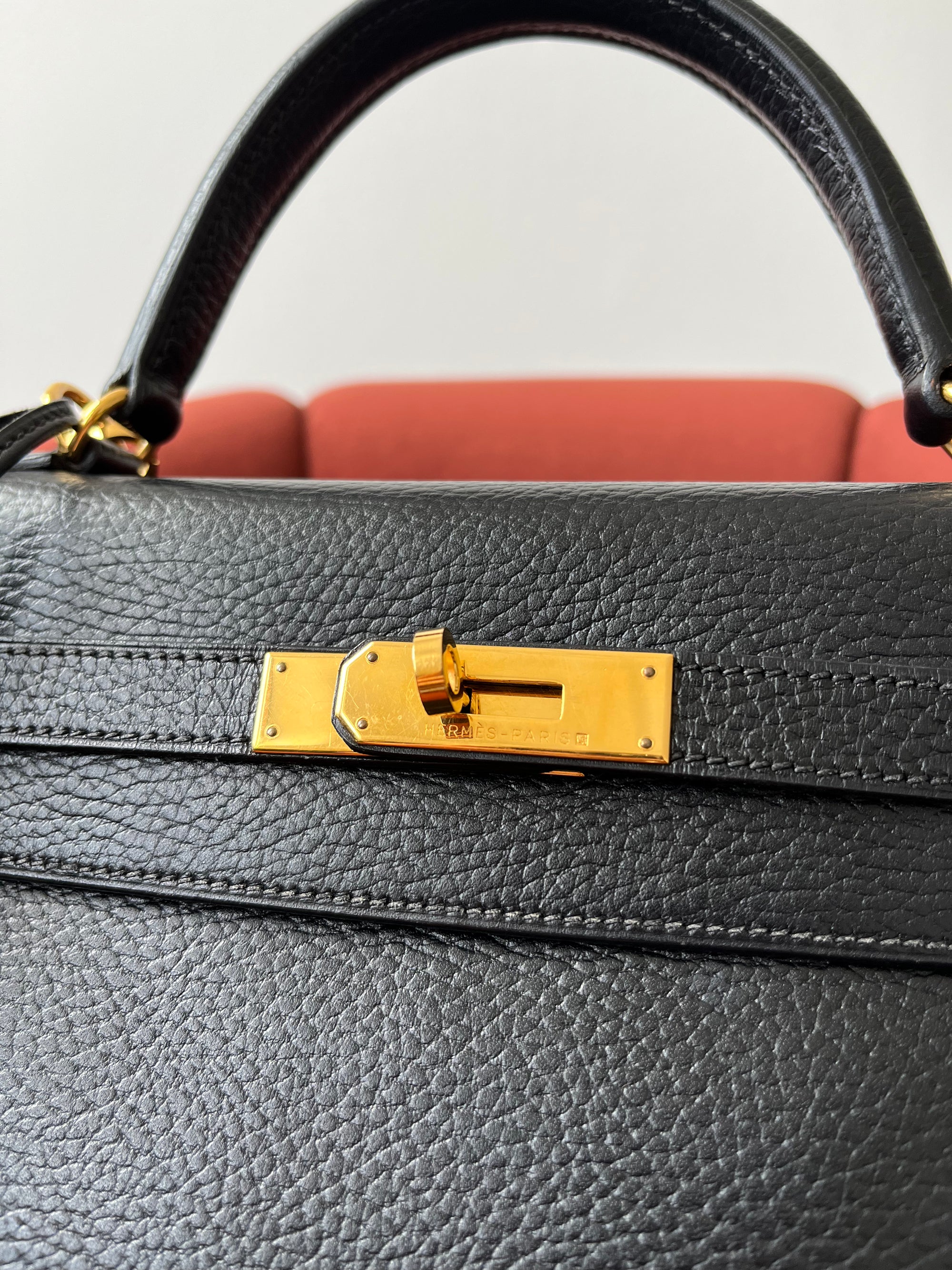 Hermès Kelly 32 In Black Ardennes (2001)