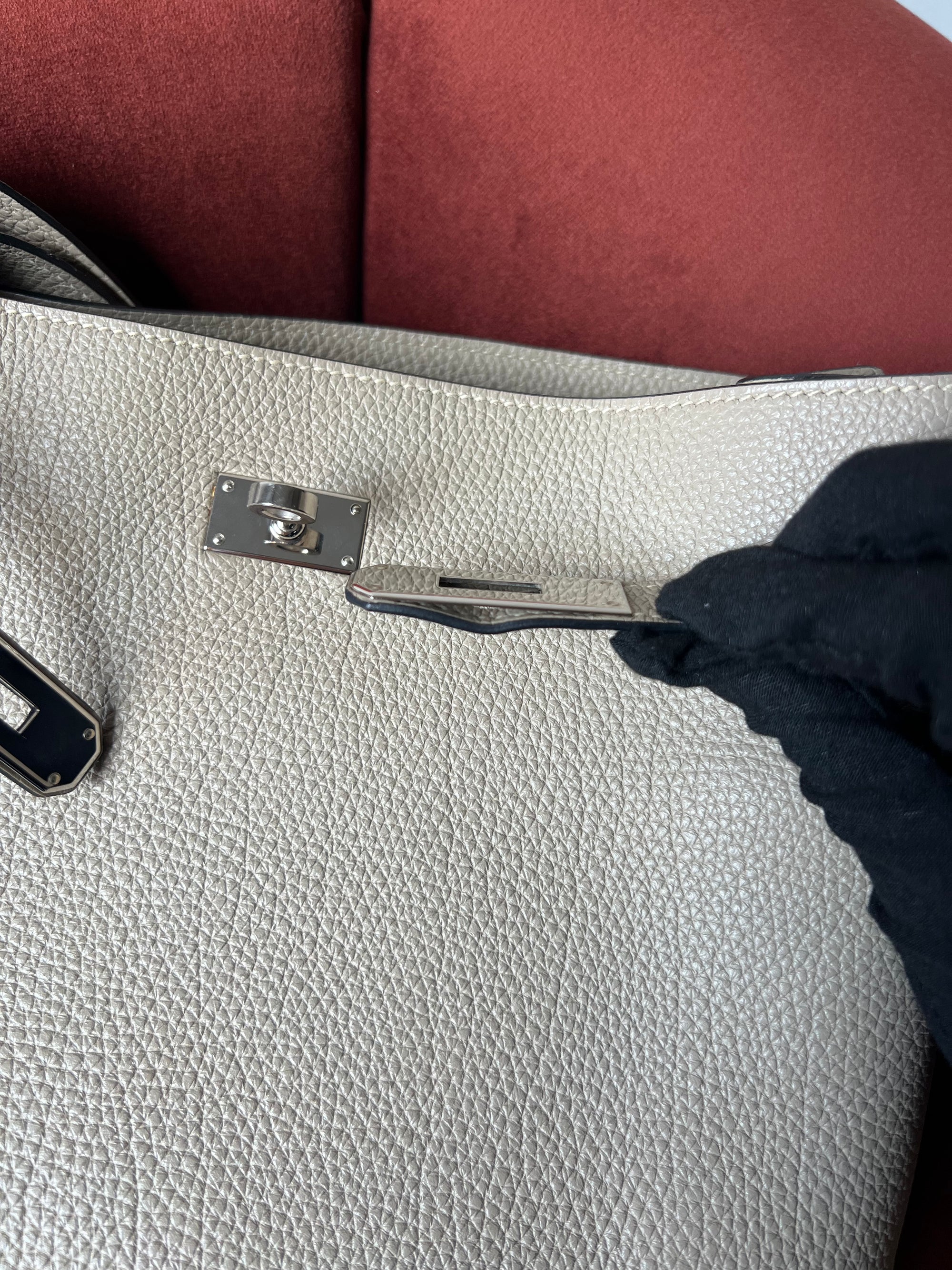 Hermès So Kelly 26 In Gris Tourterelle Togo (2010)