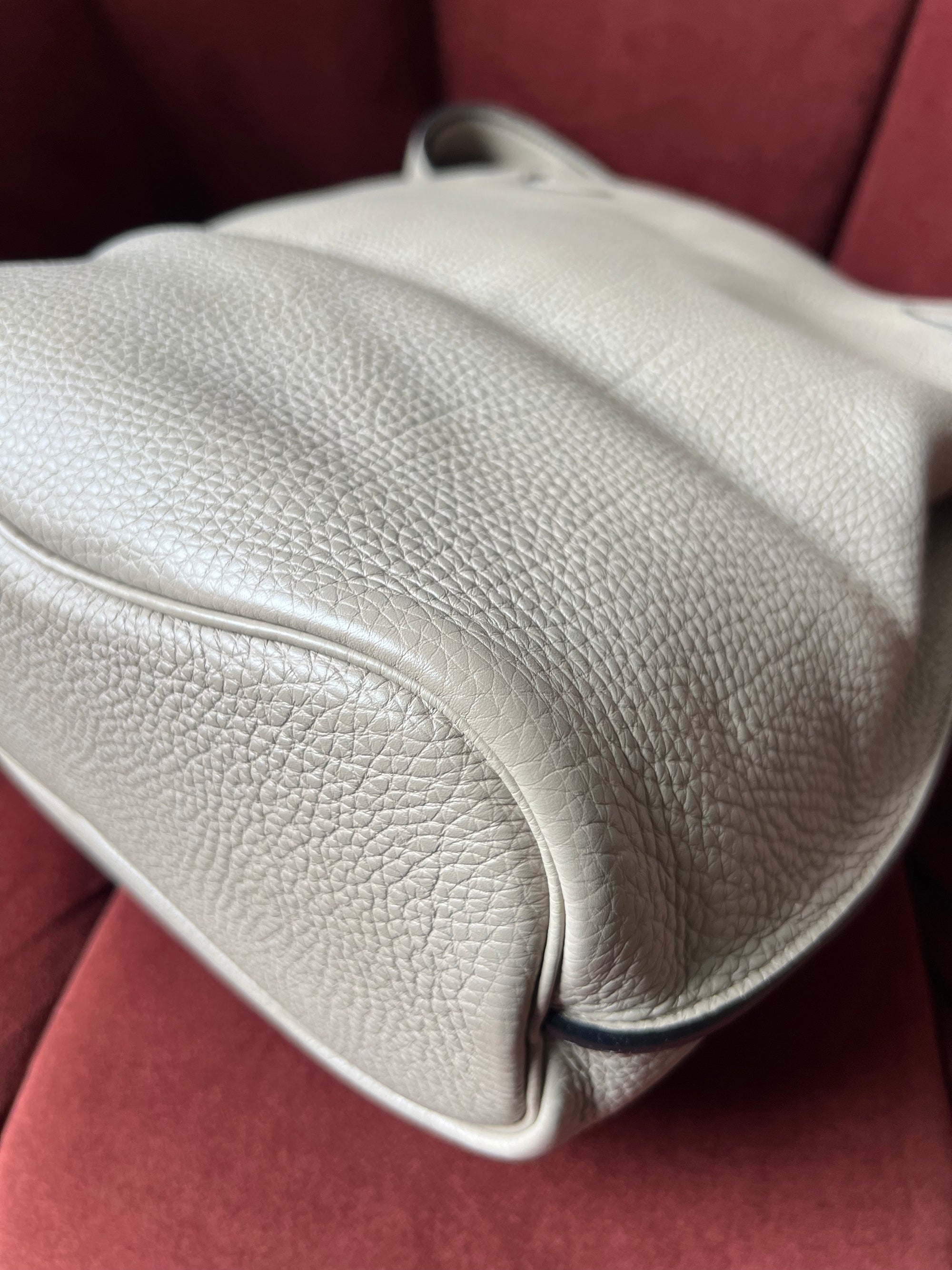 Hermès So Kelly 26 In Gris Tourterelle Togo (2010)