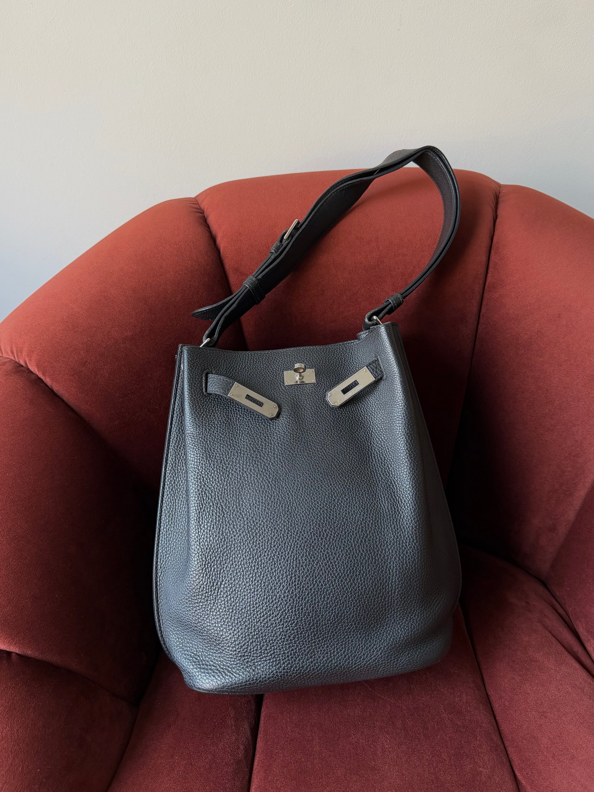 Hermès So Kelly 22 In Black Togo (2013)