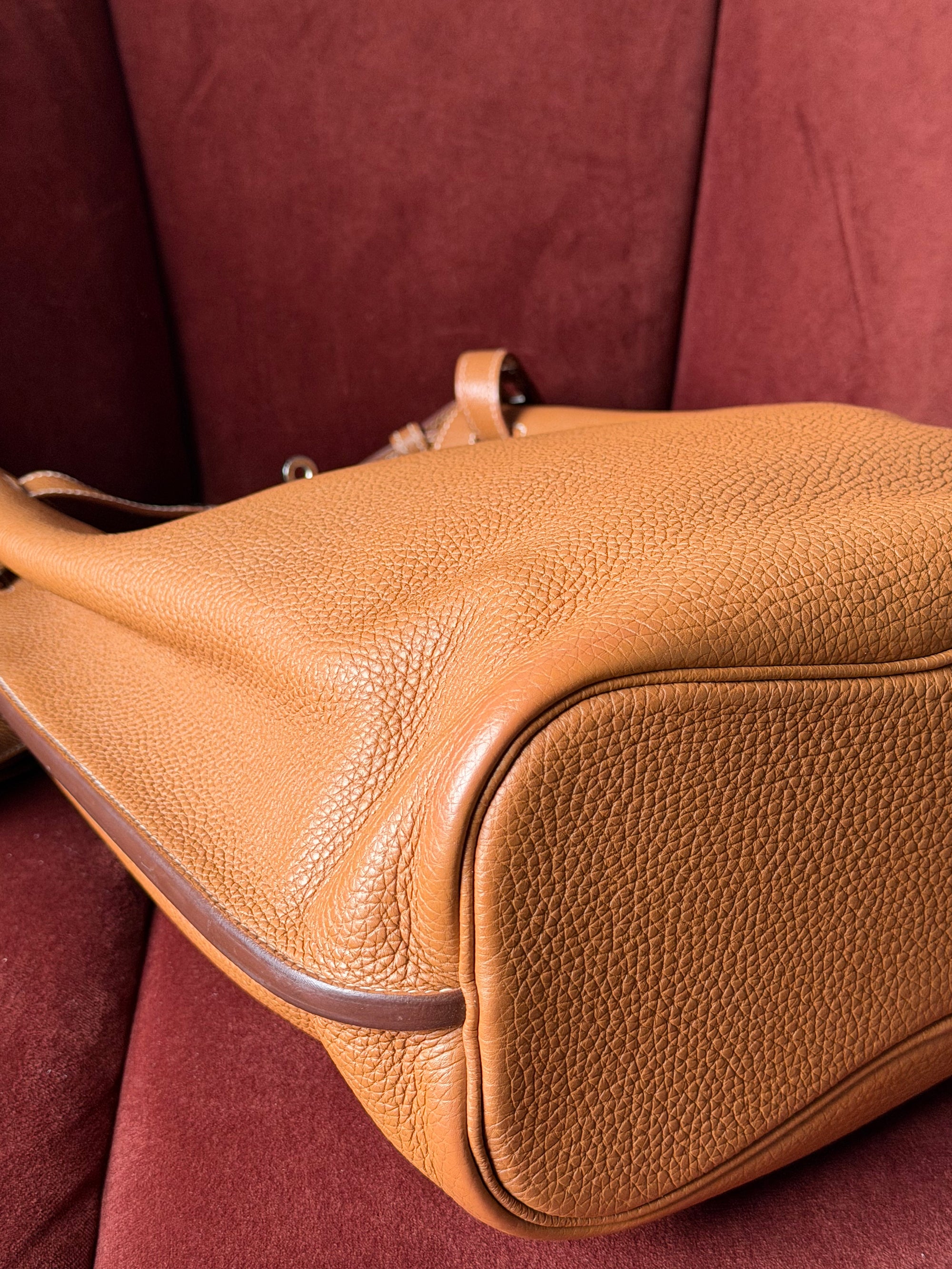 Hermès So Kelly 26 In Gold Togo (2011)