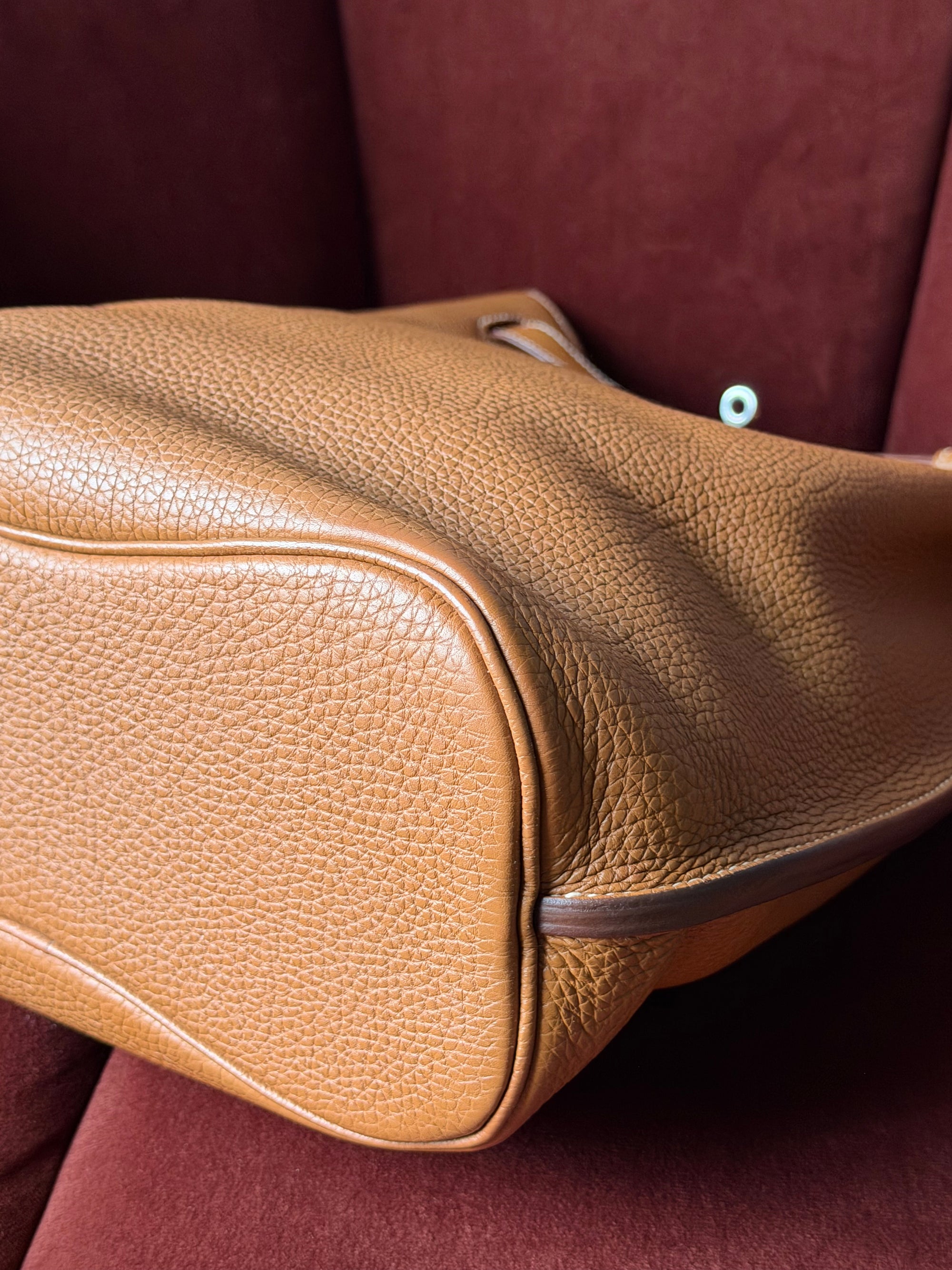 Hermès So Kelly 26 In Gold Togo (2011)