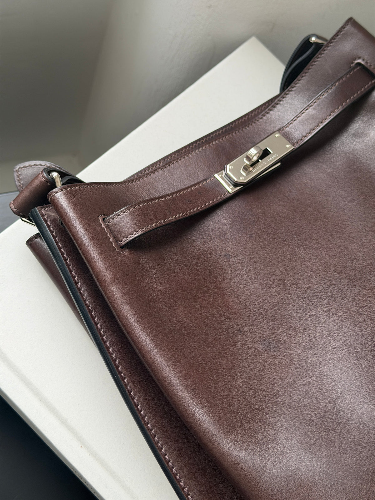 Hermès So Kelly 26 In Ebene Evercalf (2008)