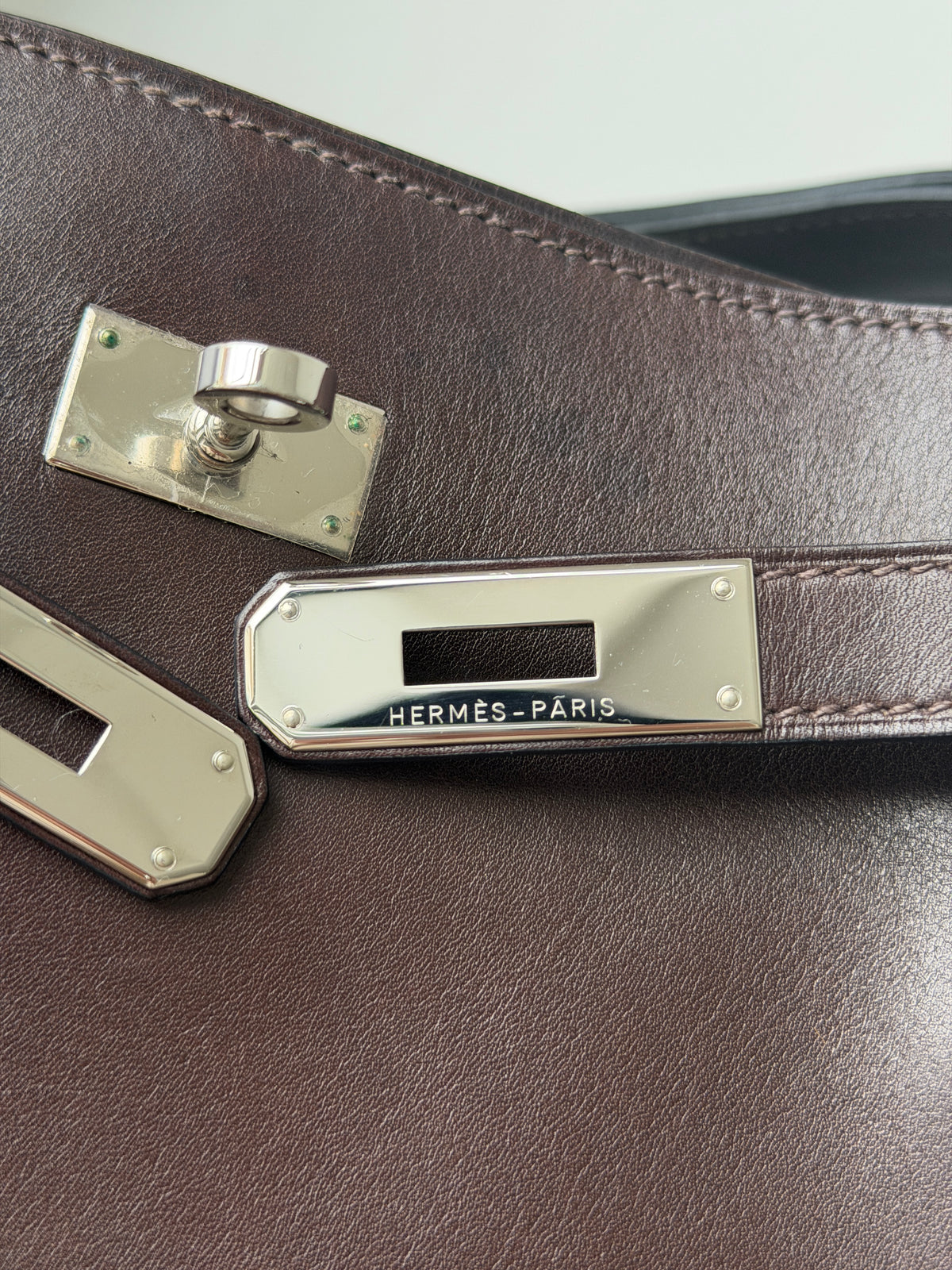 Hermès So Kelly 26 In Ebene Evercalf (2008)