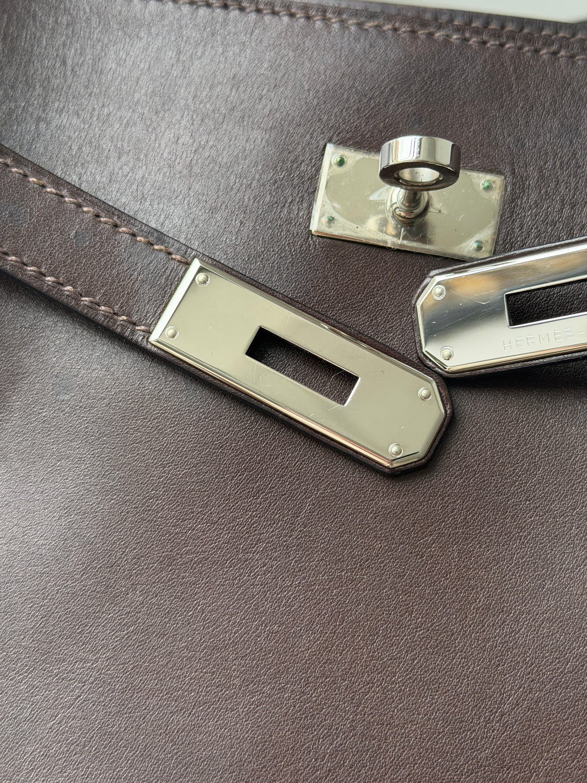 Hermès So Kelly 26 In Ebene Evercalf (2008)