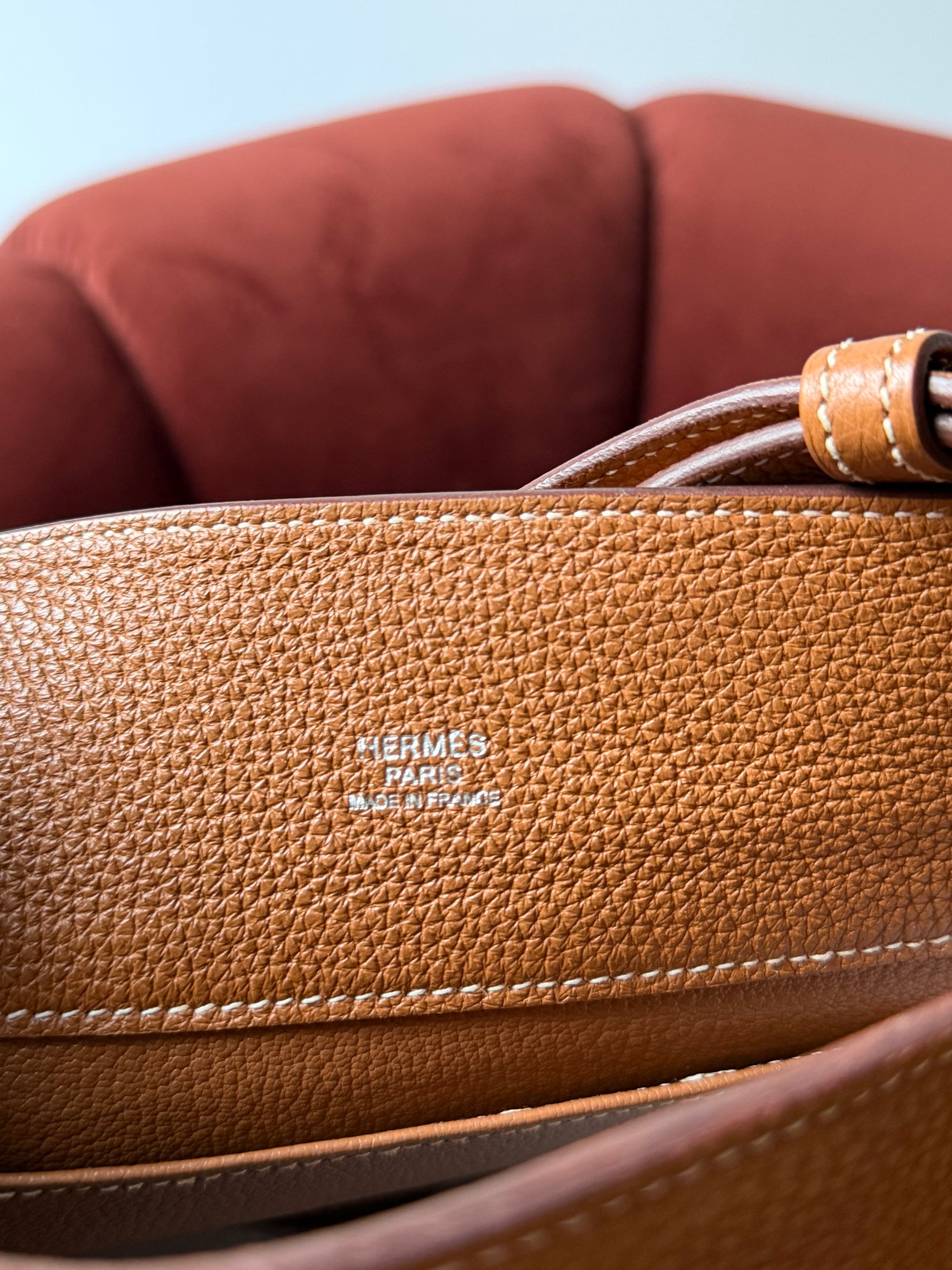 Hermès So Kelly 26 In Gold Togo (2011)