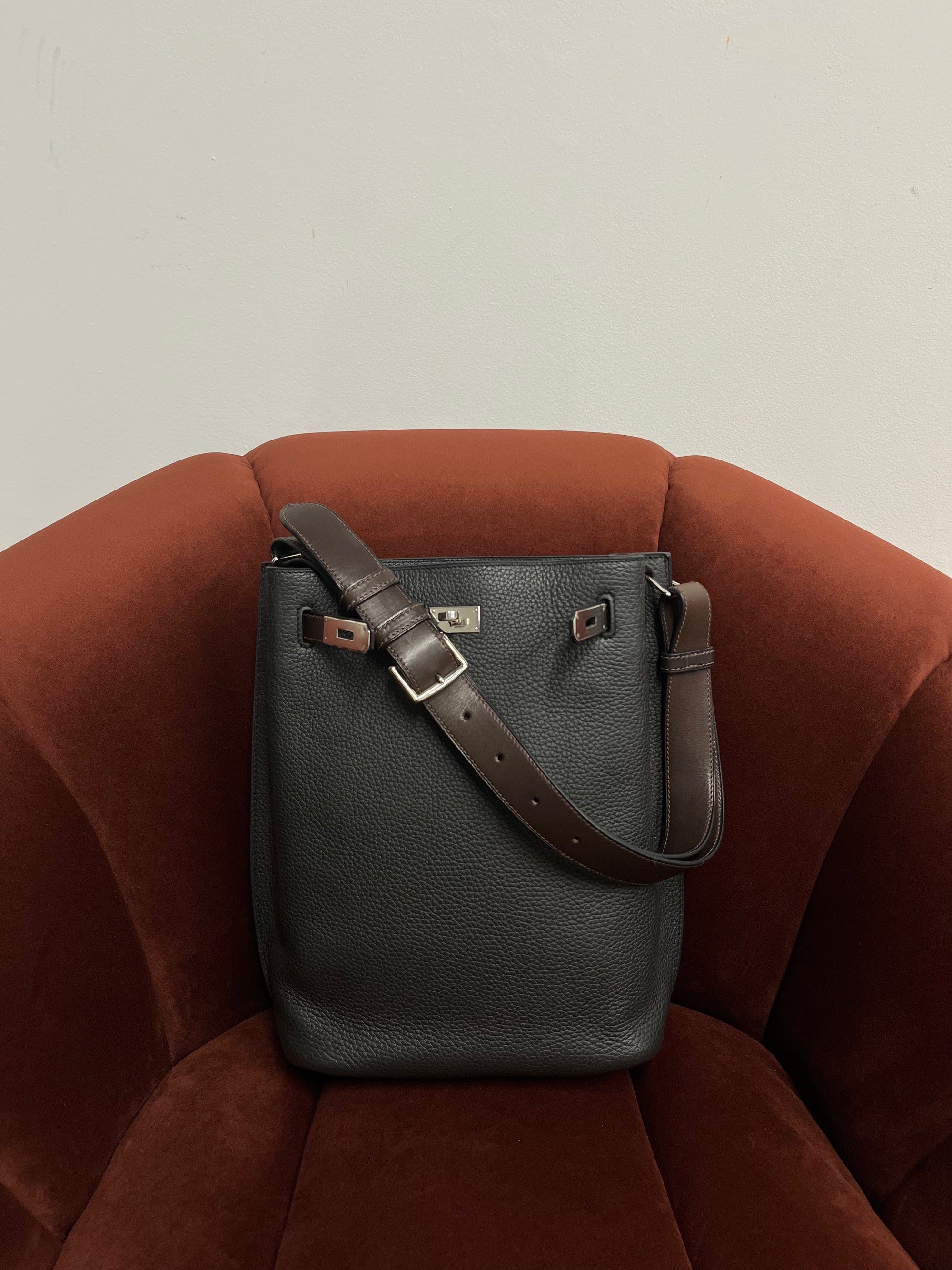 Hermès So Kelly 22 In Prunoir Togo/ Ebene Barenia (2014)
